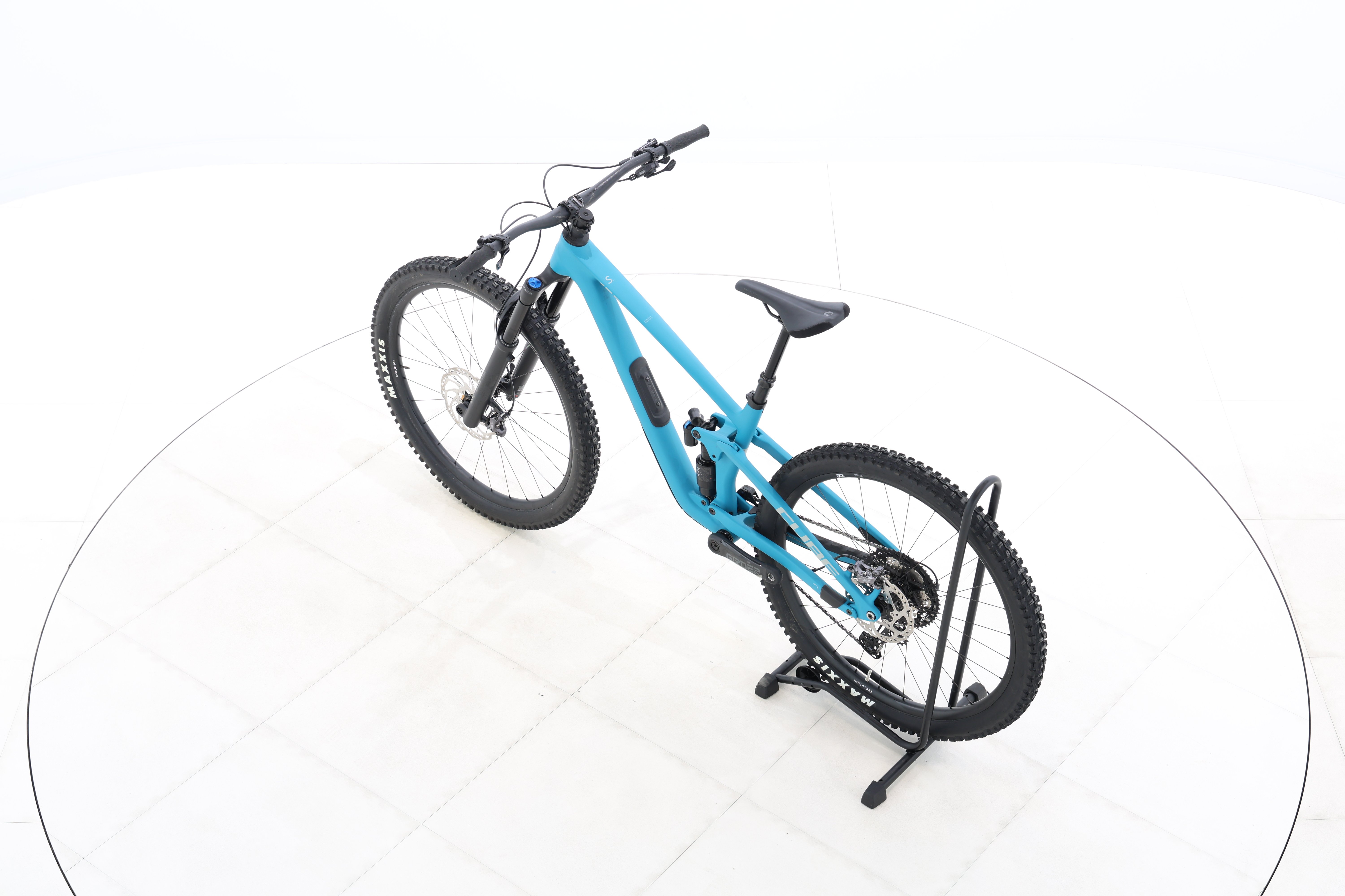 b35e5a70-ff85-477c-aad1-9a0c127c6593