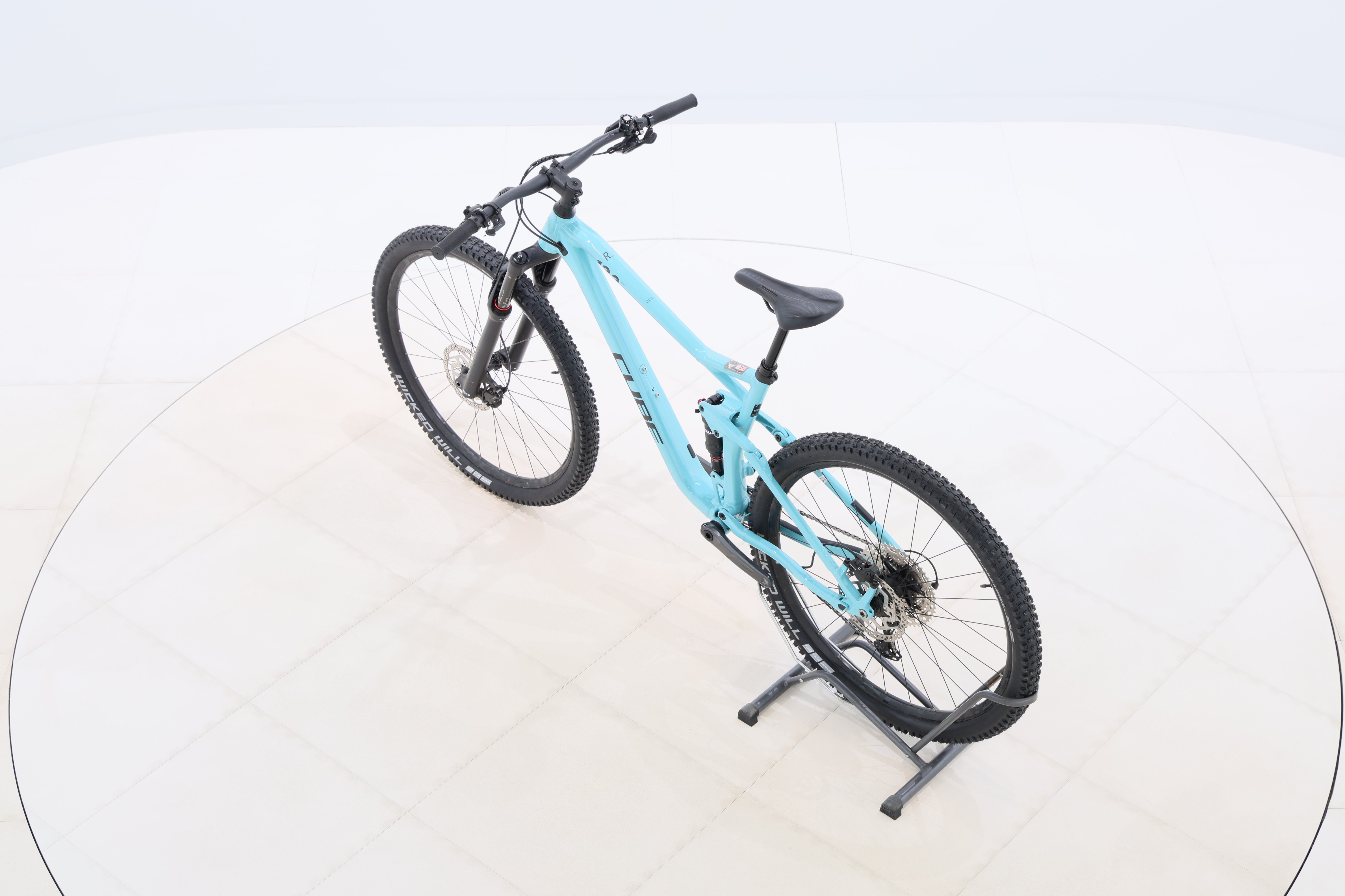 b1fd2dbd-cfcb-4f1e-aa15-6d3dac7bd38c