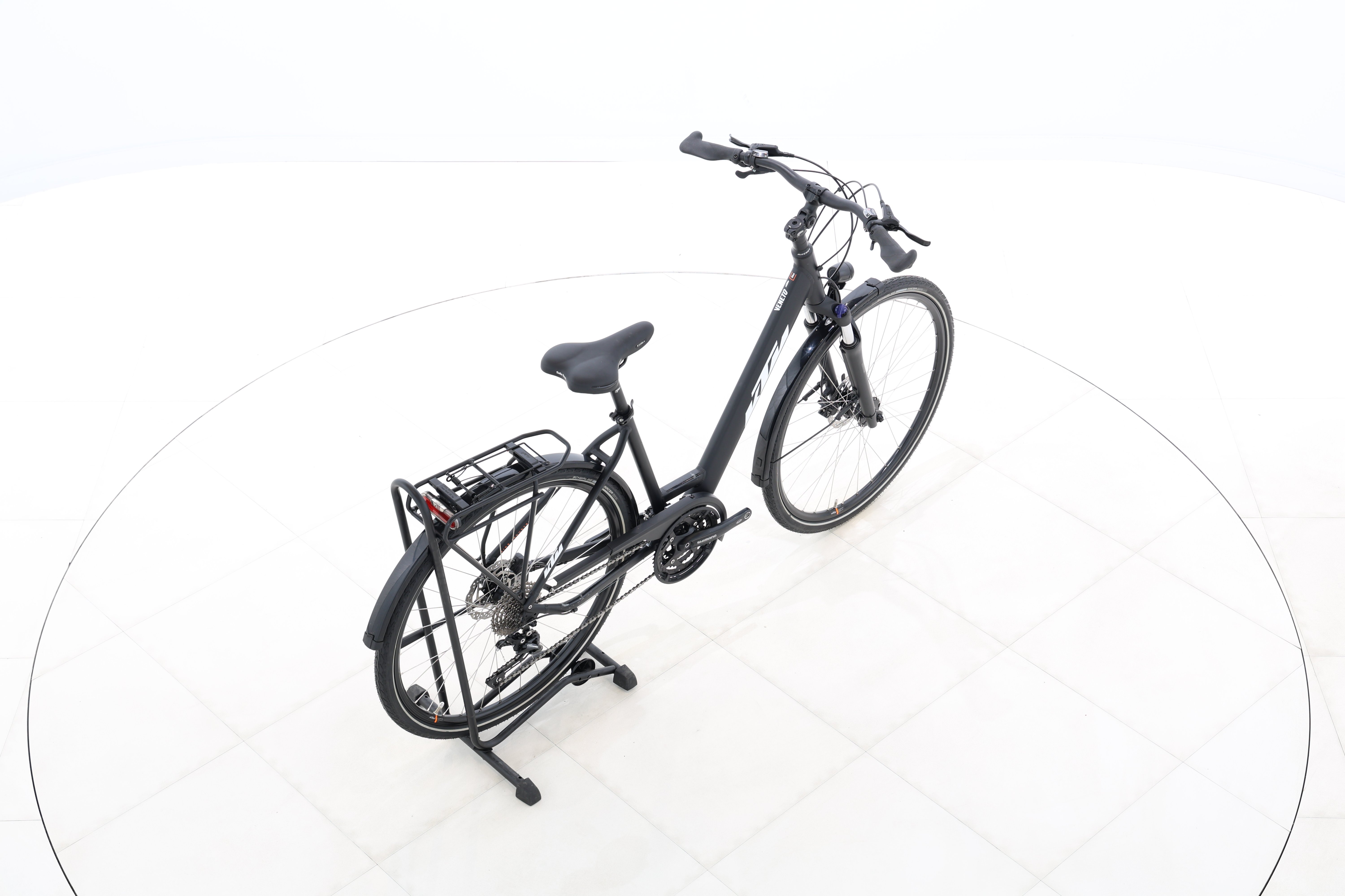 c4fa6f3a-e627-481e-af3f-810f71e56ca2