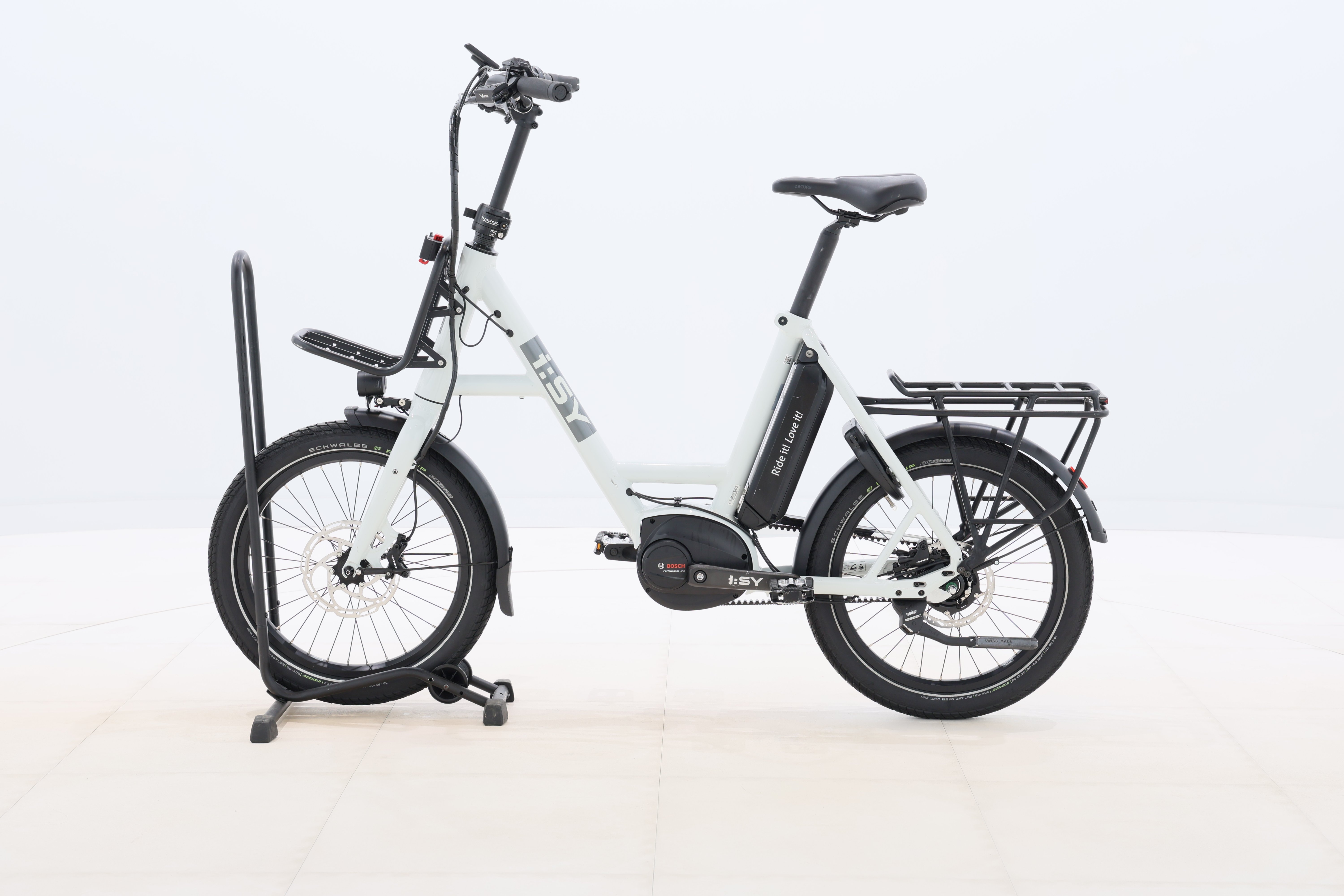 8b416810-0f73-4dd7-99a5-a81263bc94b1