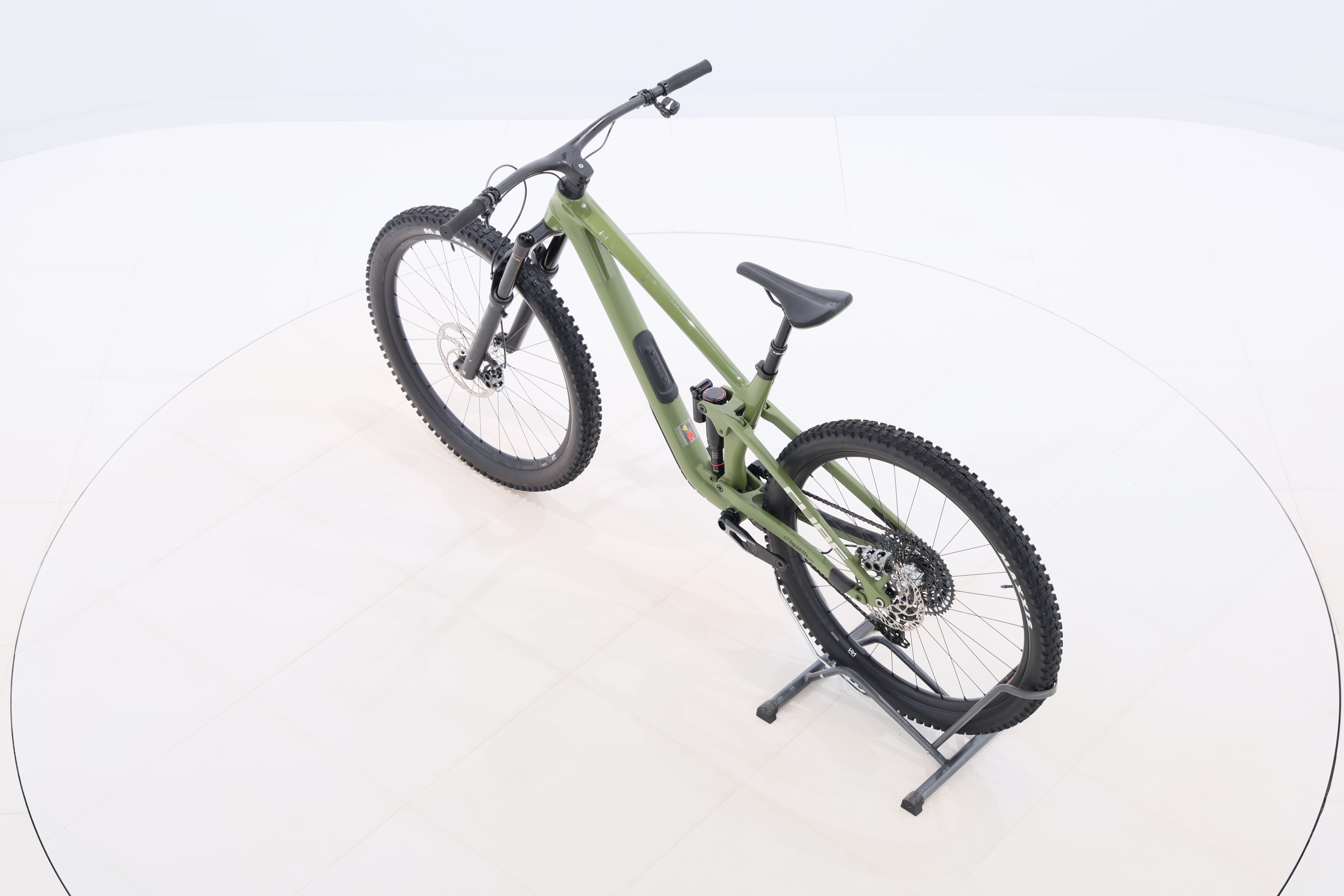 b358b427-2cb1-4d9a-bd59-90ead37ea160