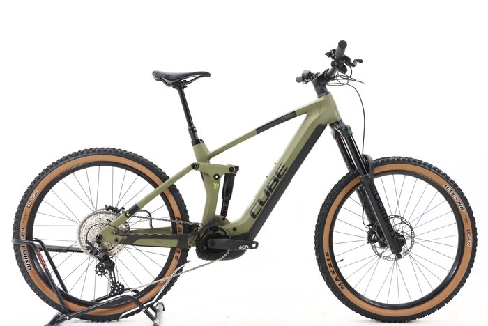 Cube STEREO HYBRID 160 HPC RACE 750 27.5 2023