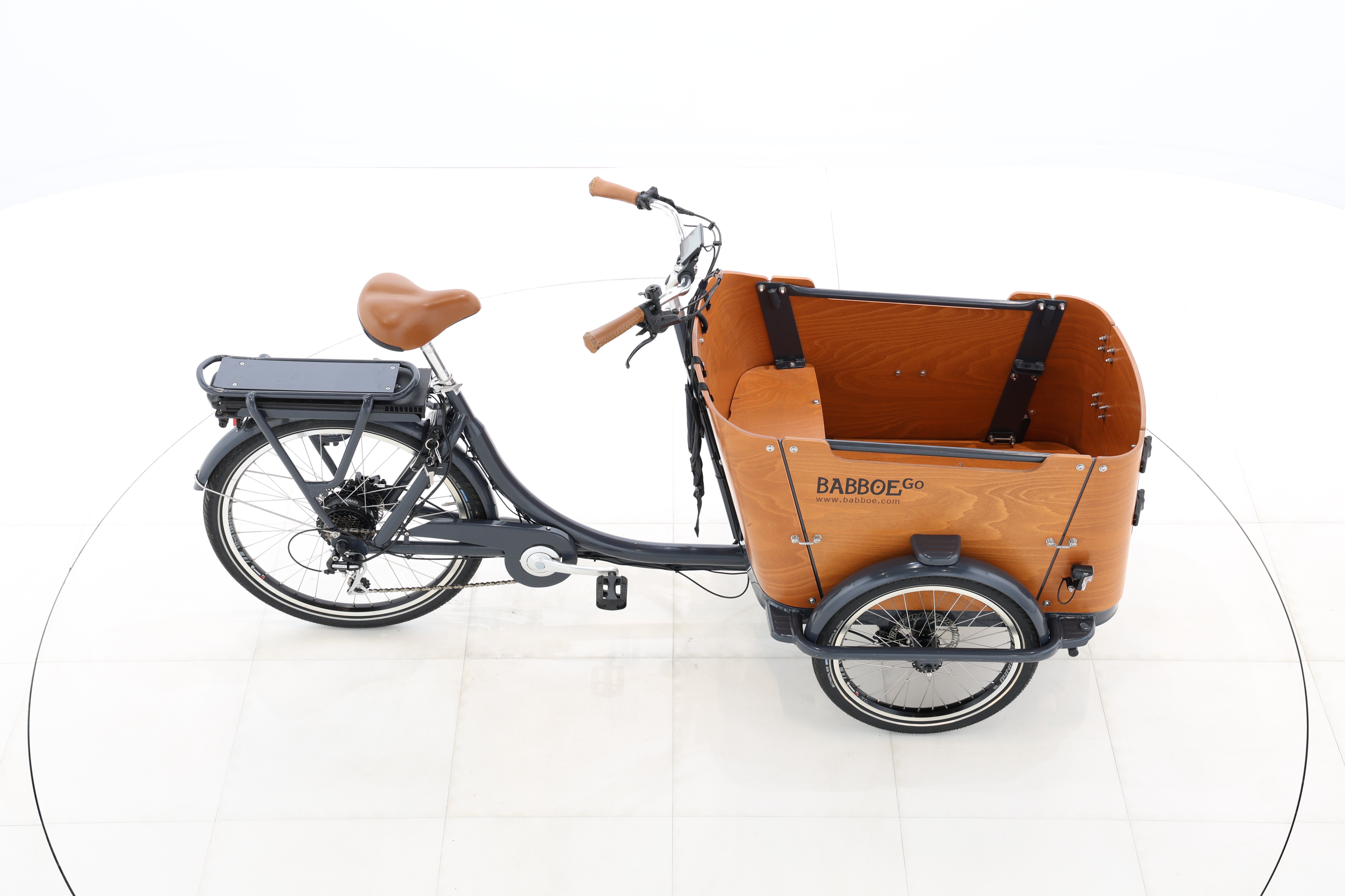 679c040b-d588-4395-b5b7-33bb41219a8c