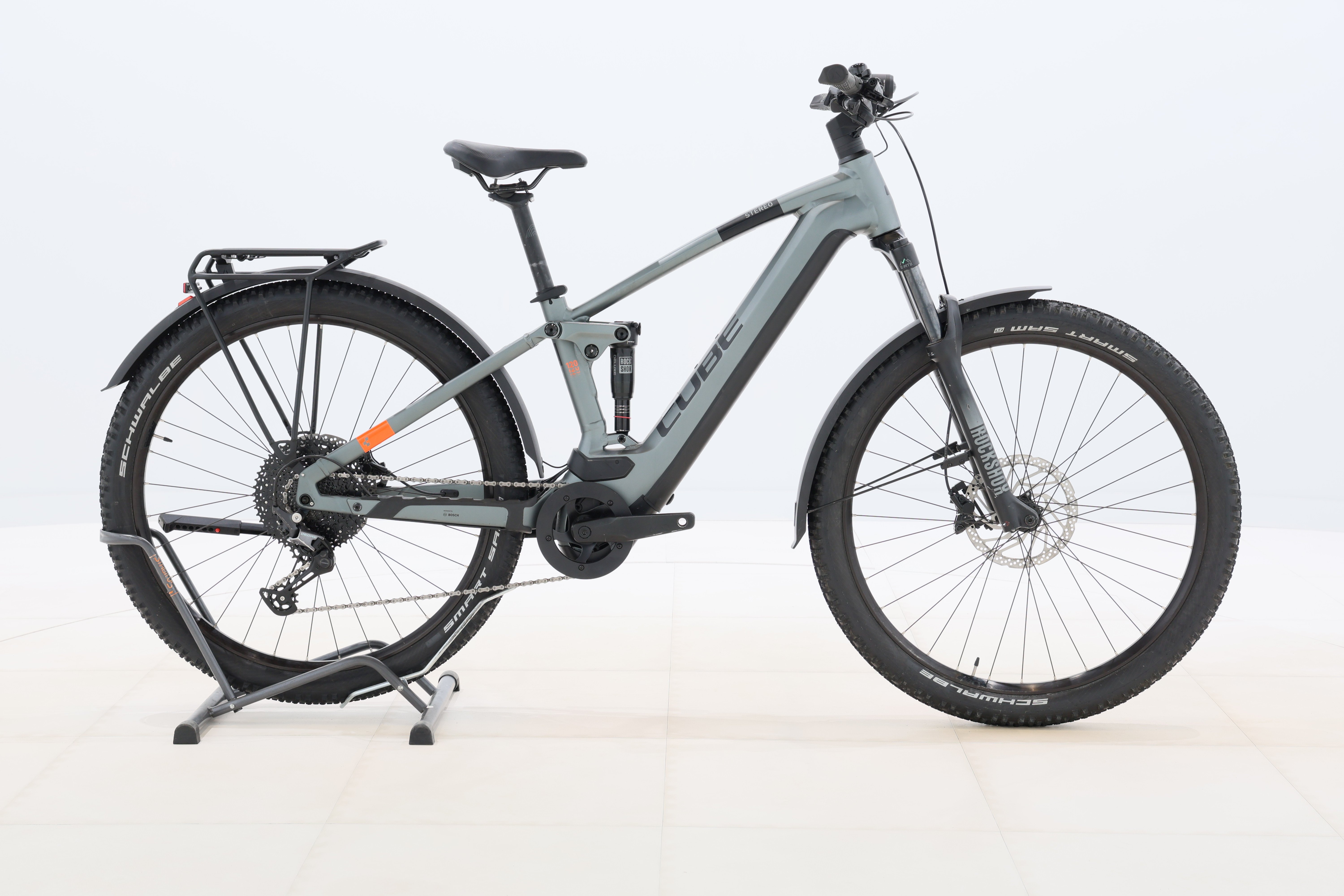 d6bd700d-f026-4633-bd70-d9e9f0cc2da1