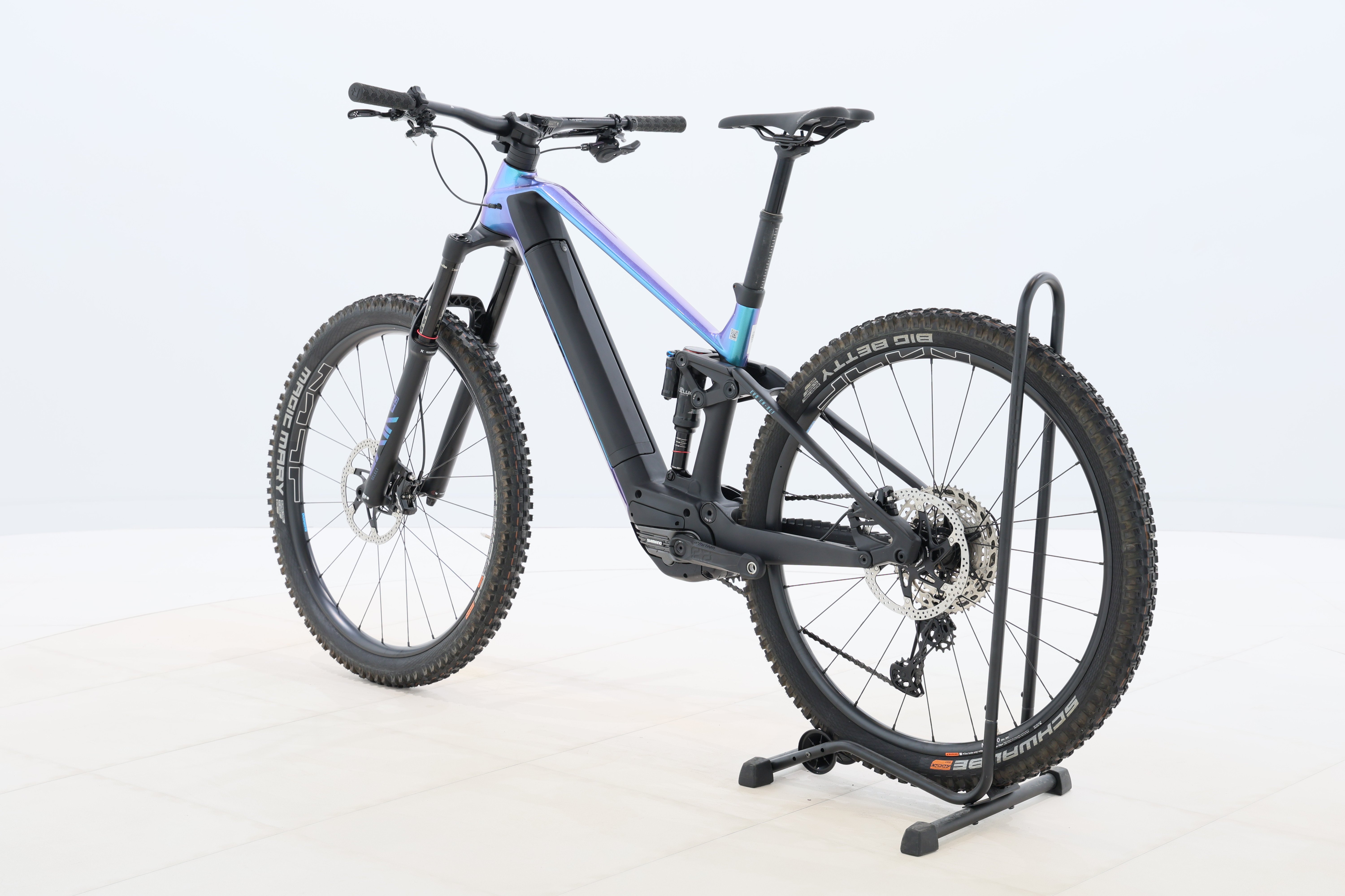 733ed686-c9ba-4589-a915-3ae42da9df3e