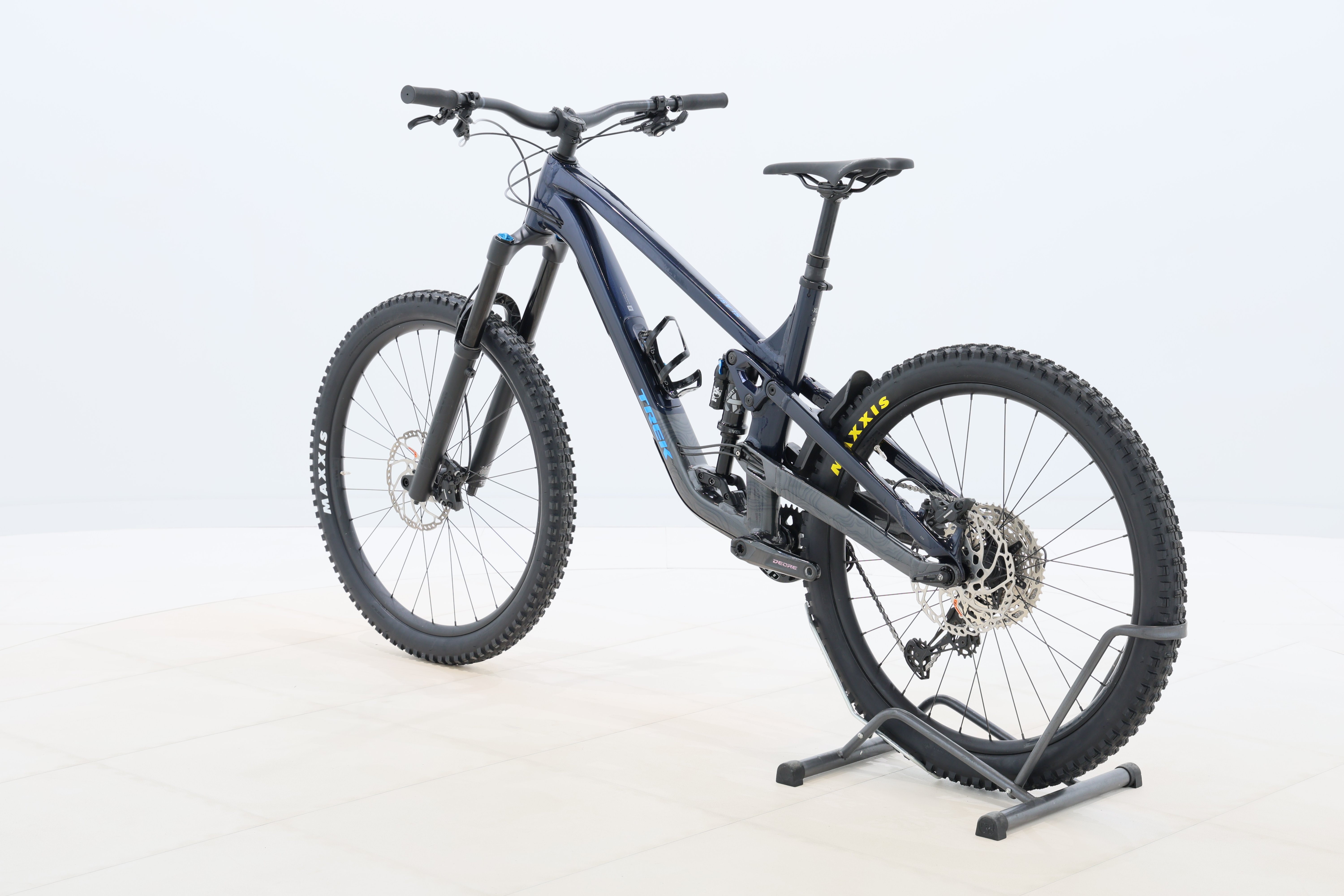 4c5f7045-4e77-4db1-ae4a-d780a3517f9a