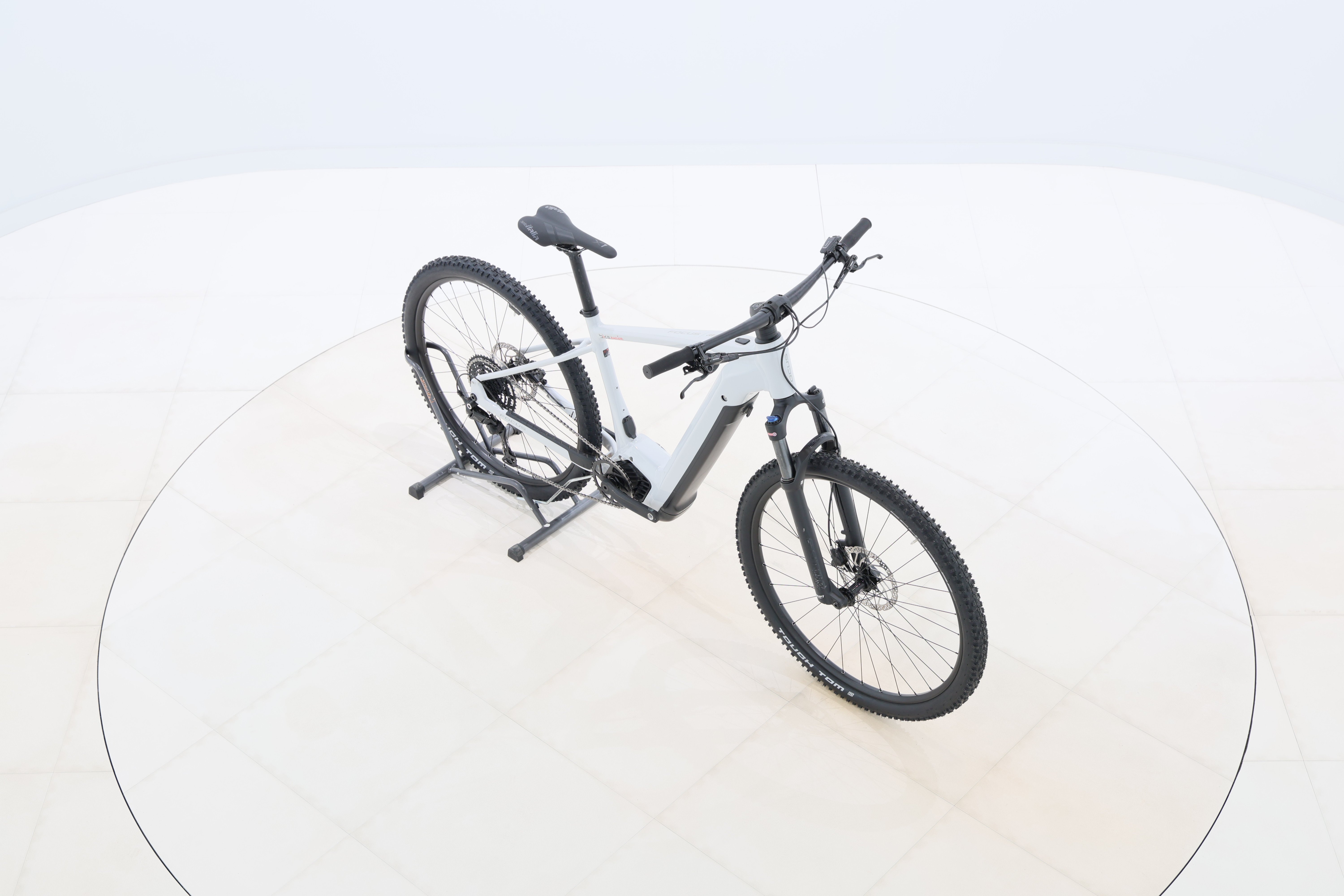 6e85ecb3-c41b-4355-8e1b-ca21924a5bb6