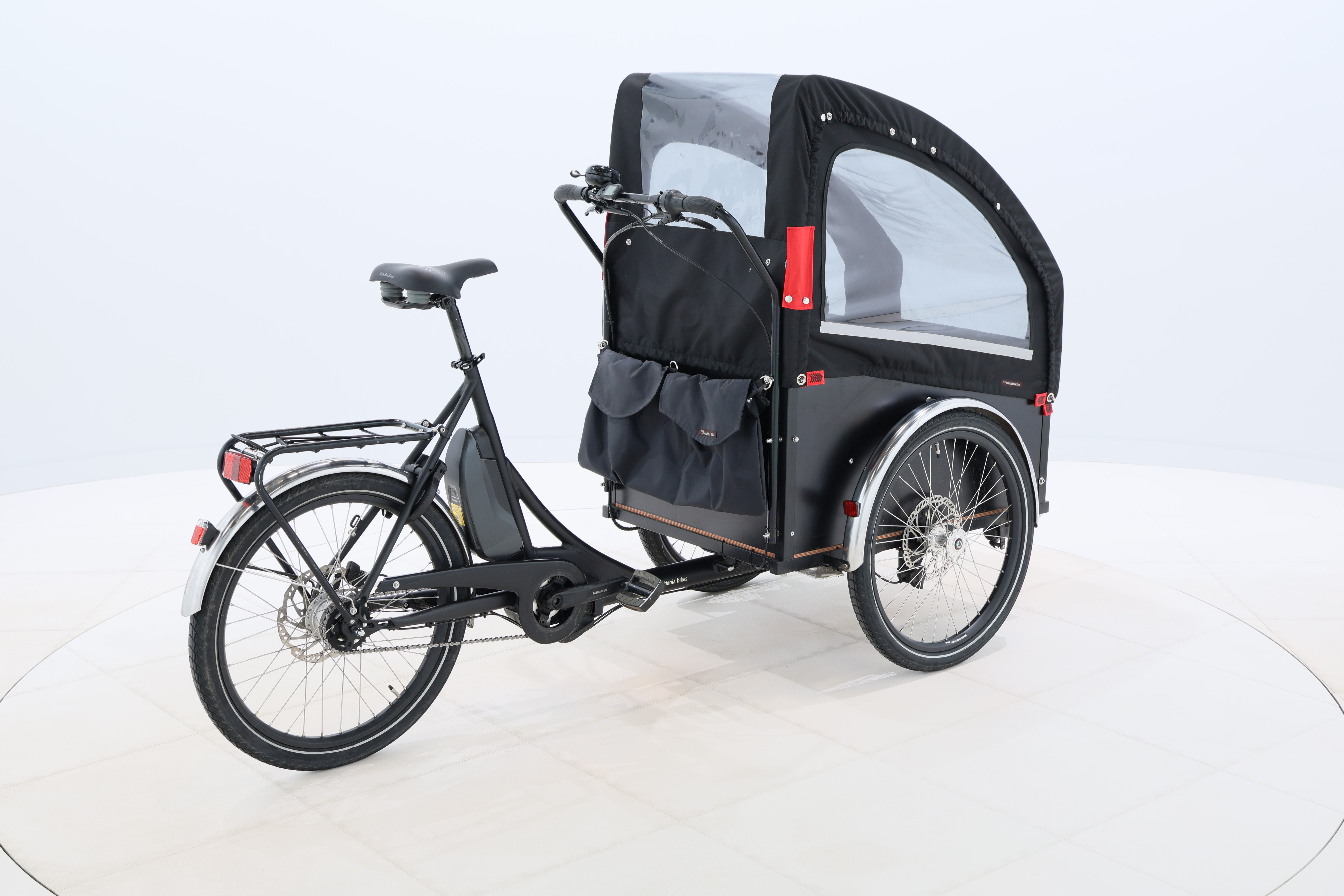 d4542d1f-1afb-48fe-81df-82f9b7c85e6e