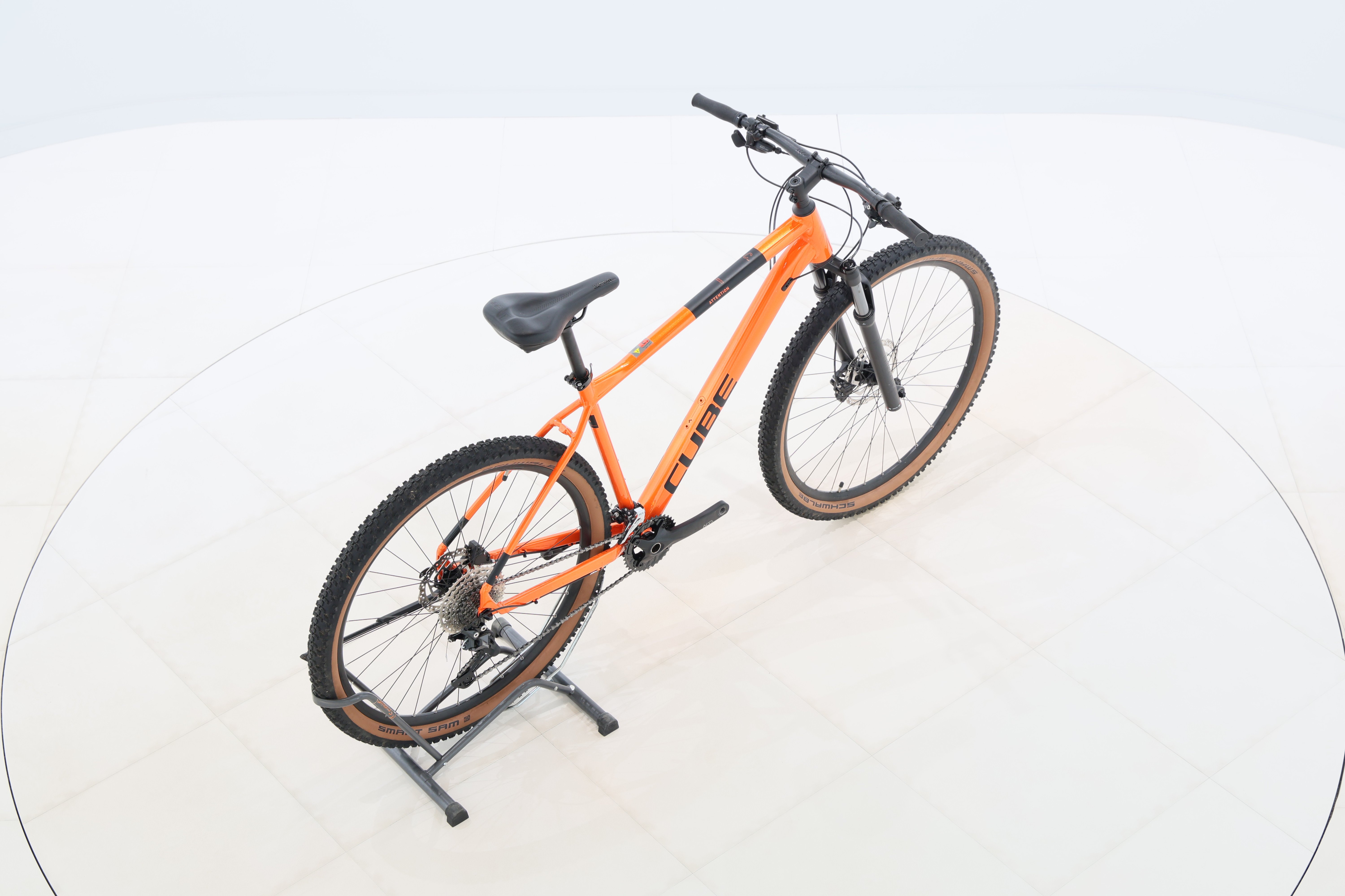 cbeed965-68e2-4586-917c-26131eb2a751