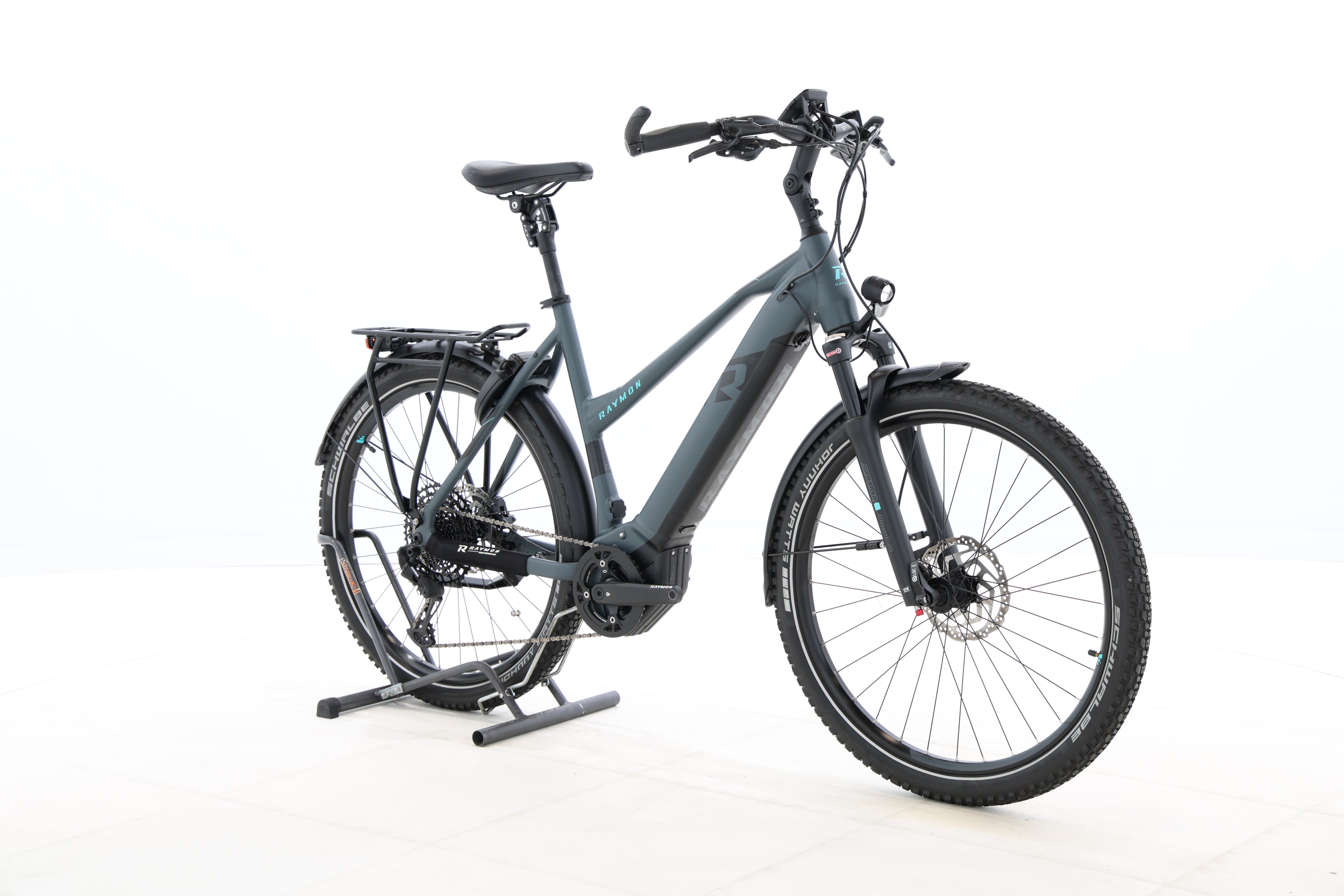 f9a24cf5-1bcf-4768-ab2c-f69fc65c4518