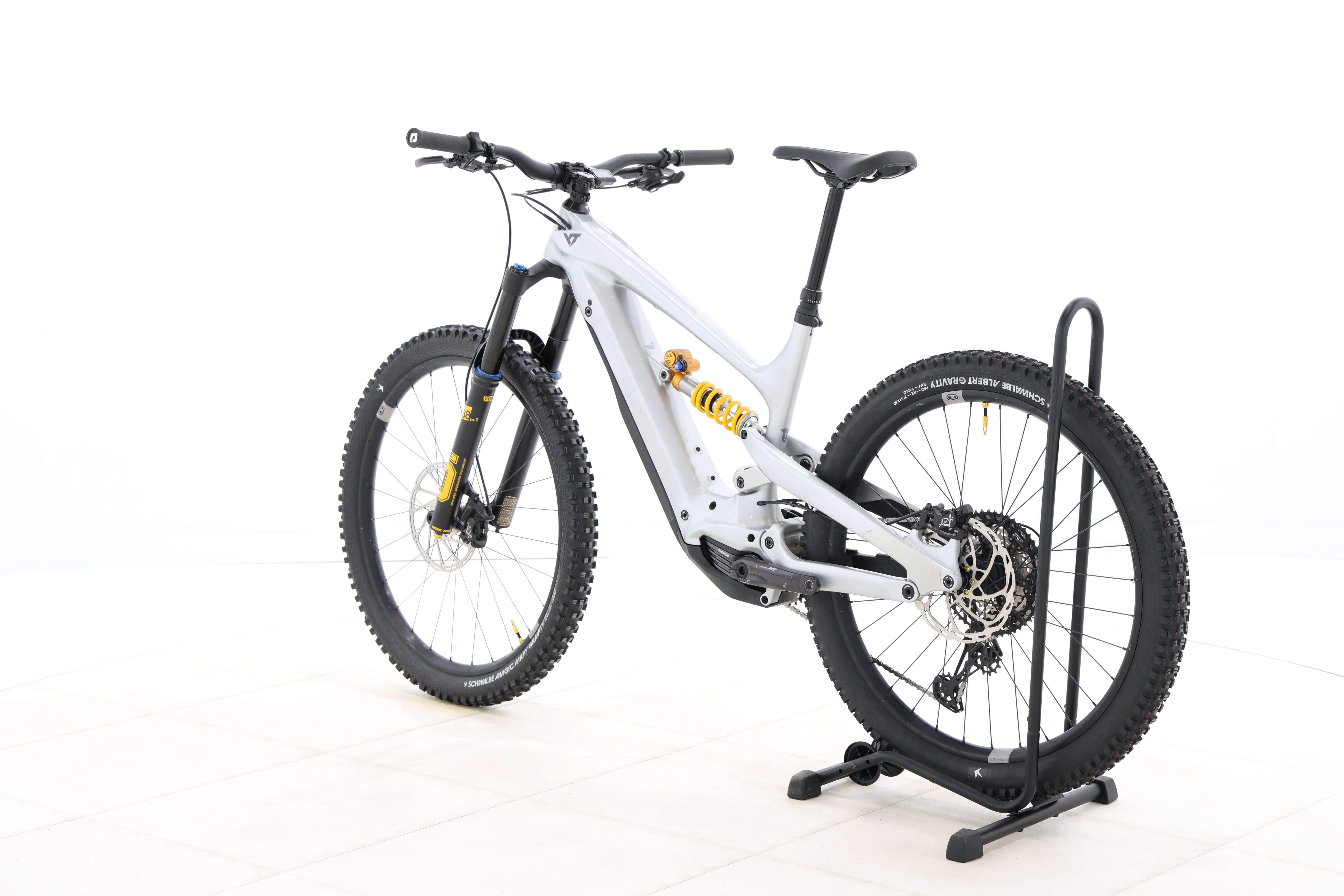 63db8ed0-d08c-4f96-a3cb-8d8db9bdb505