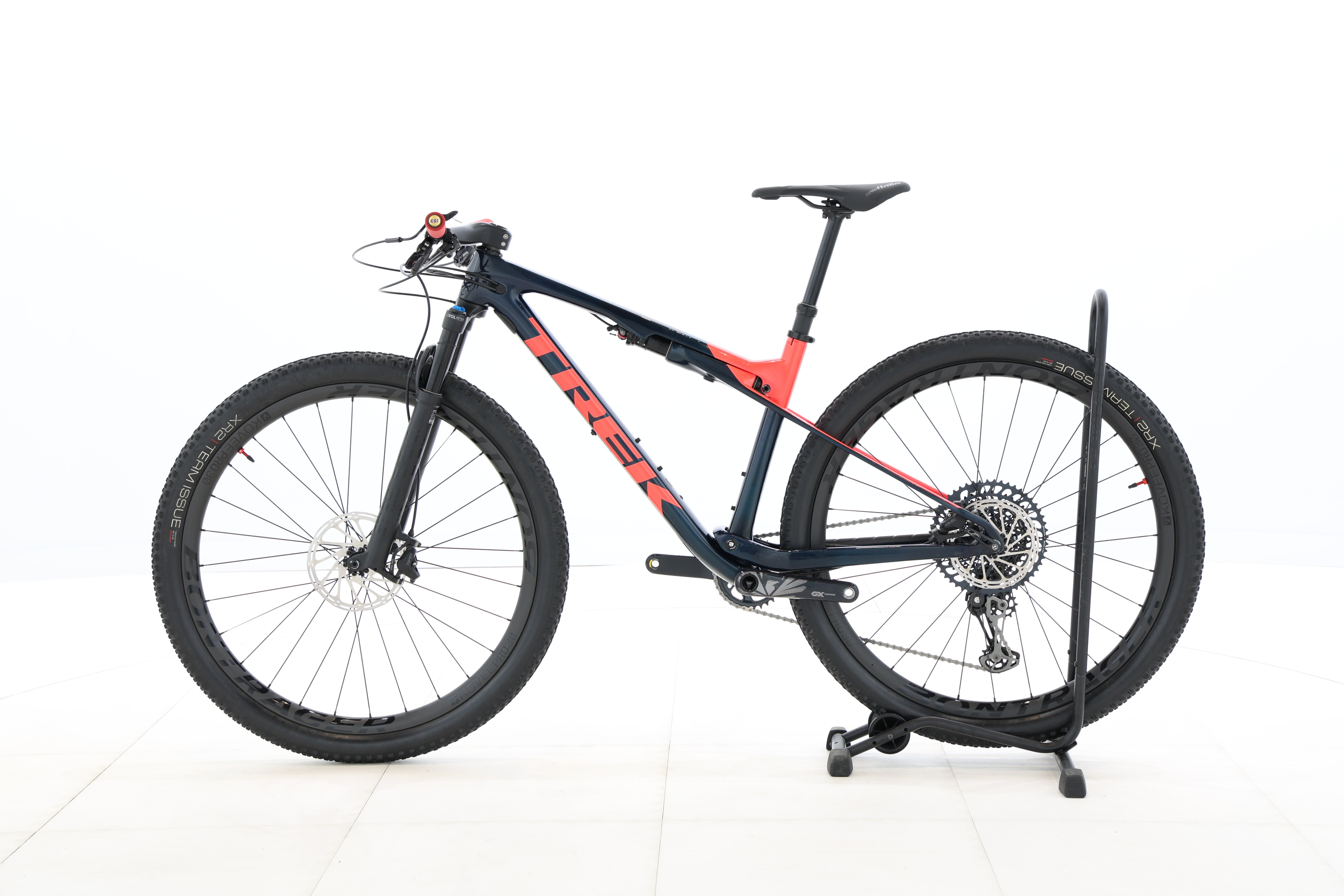 0074b4b1-182c-4bb5-9d98-c1f9f37ec3ae