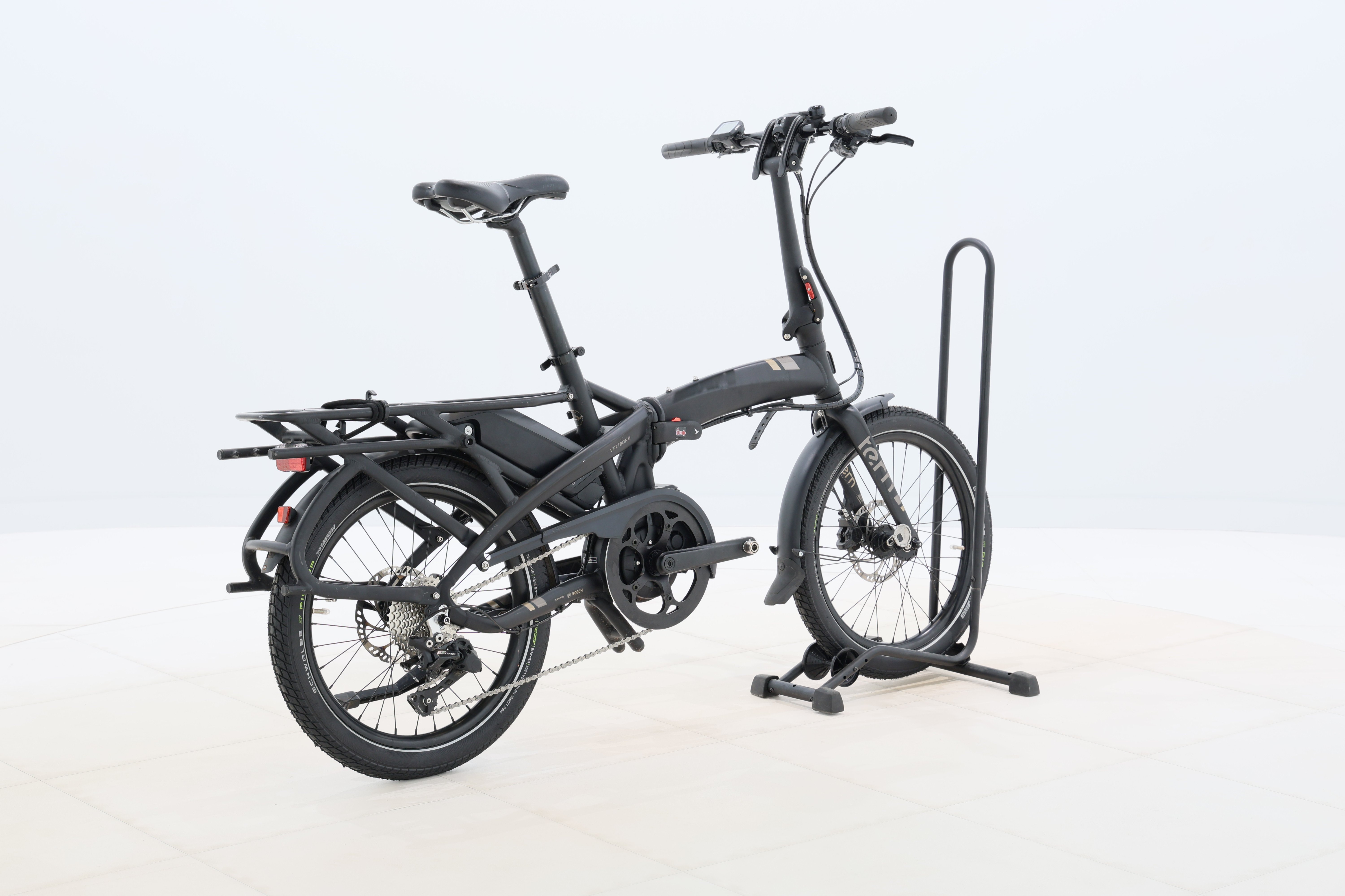 3e504fdf-615e-4eee-b232-ab575b8a241b