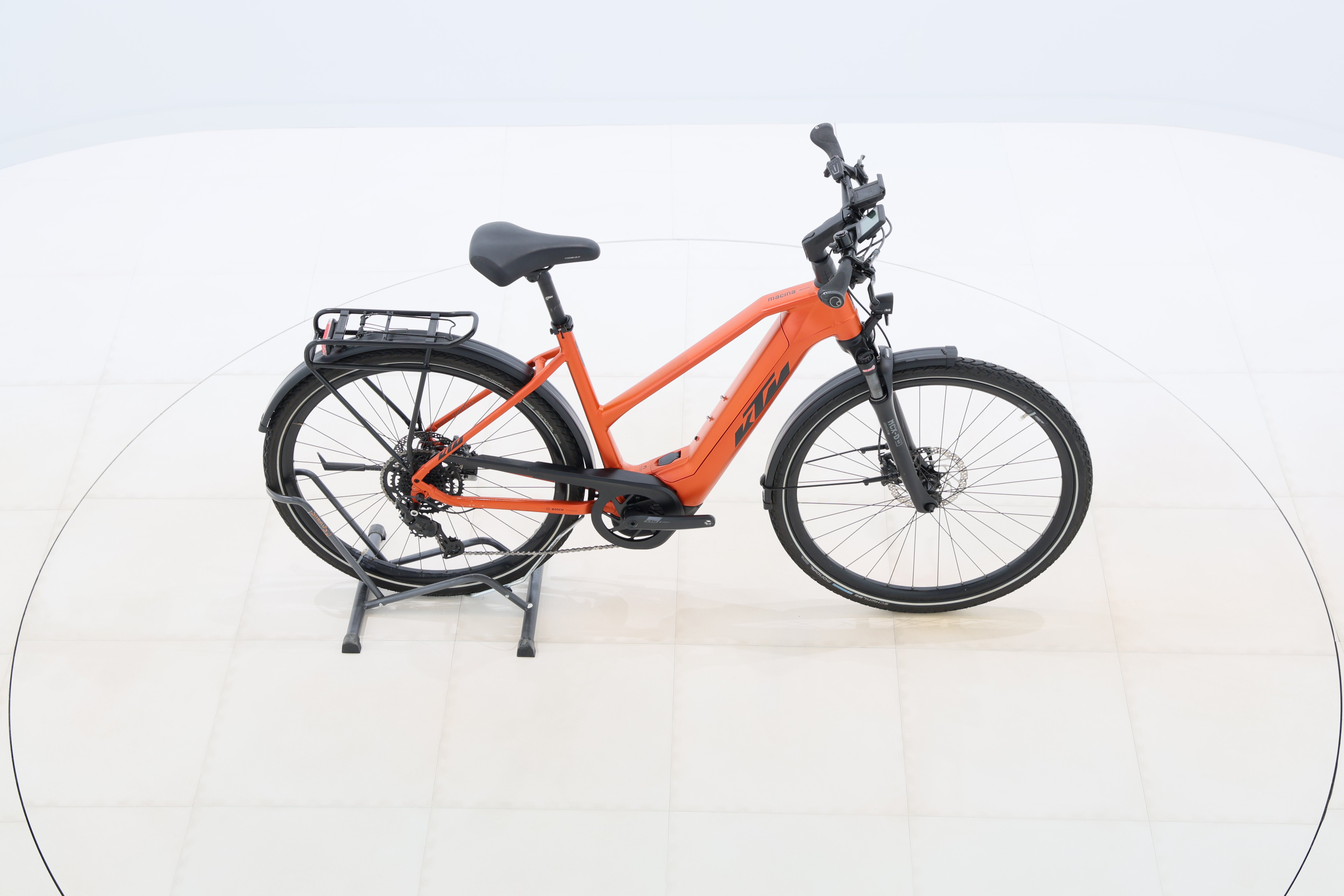 fe049742-7a51-4ecd-b24a-180b21325663