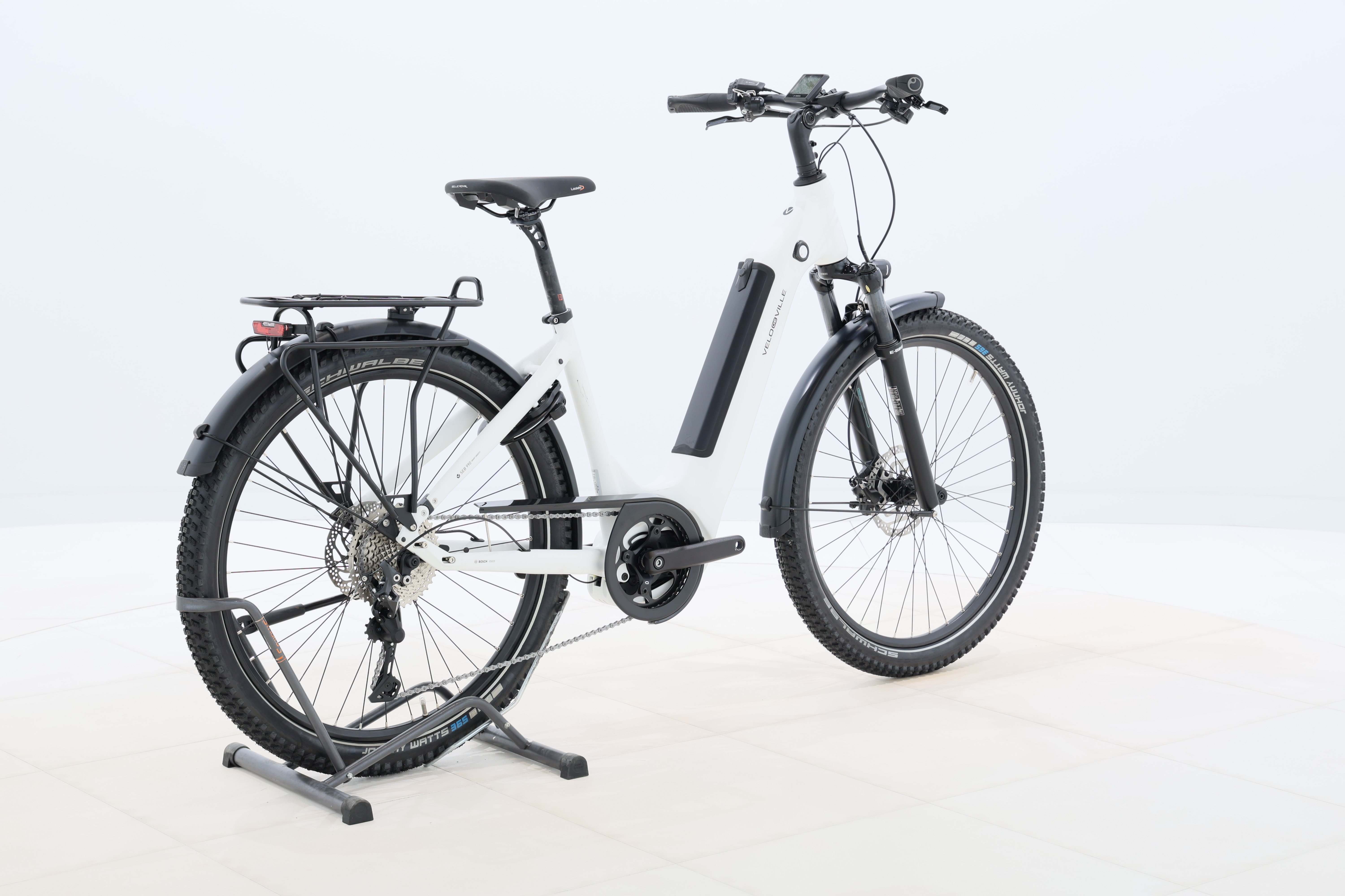 a096881b-3dc5-44e4-9a47-db69e92018e1