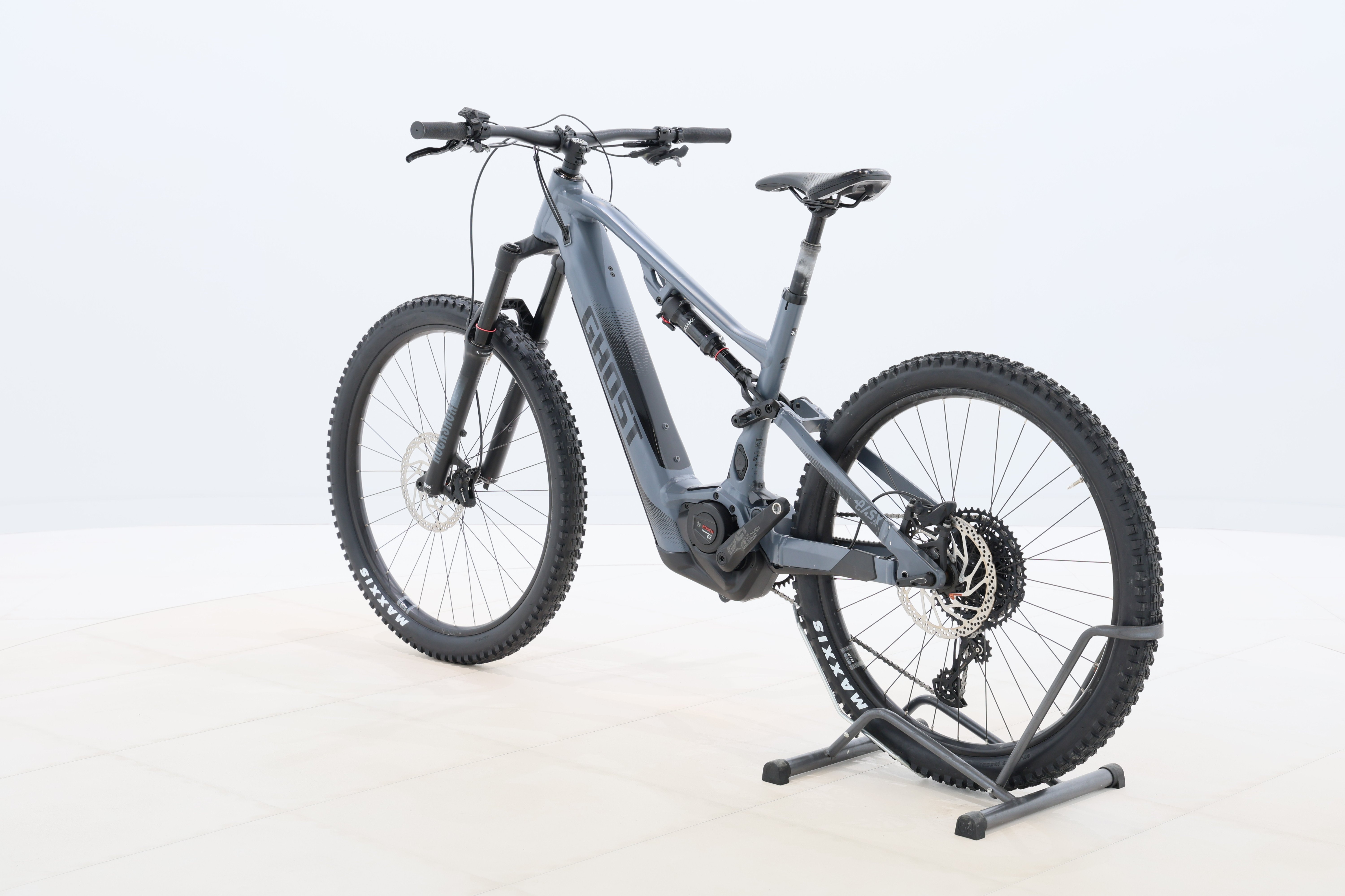 27e77f9f-77f7-4fa8-8fac-e1ccc29009ea