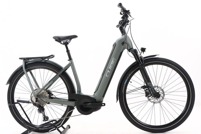 Cube KATHMANDU HYBRID PRO 750 2023