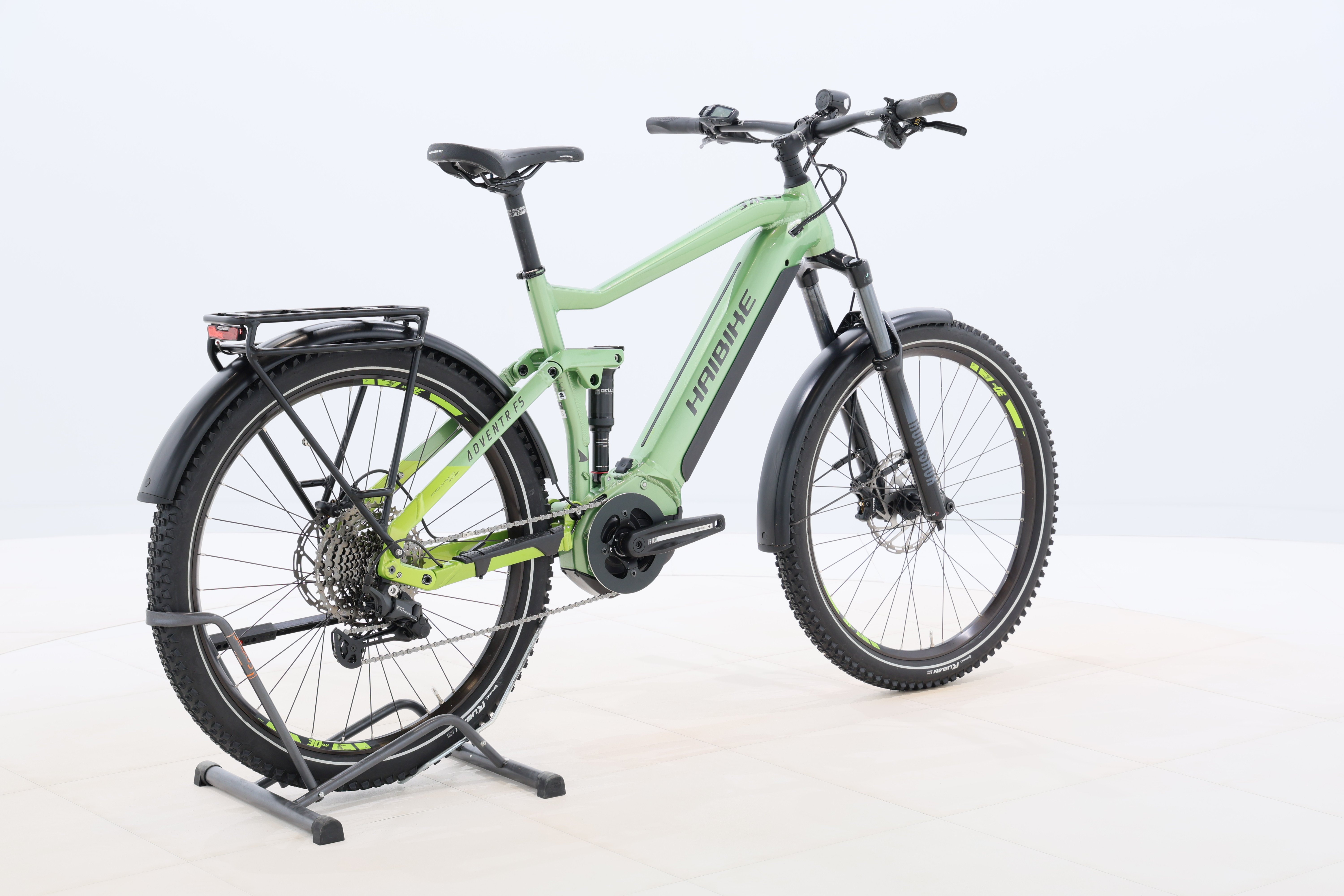 0b485540-5d0c-4cbc-a7cd-875a771bb3e7