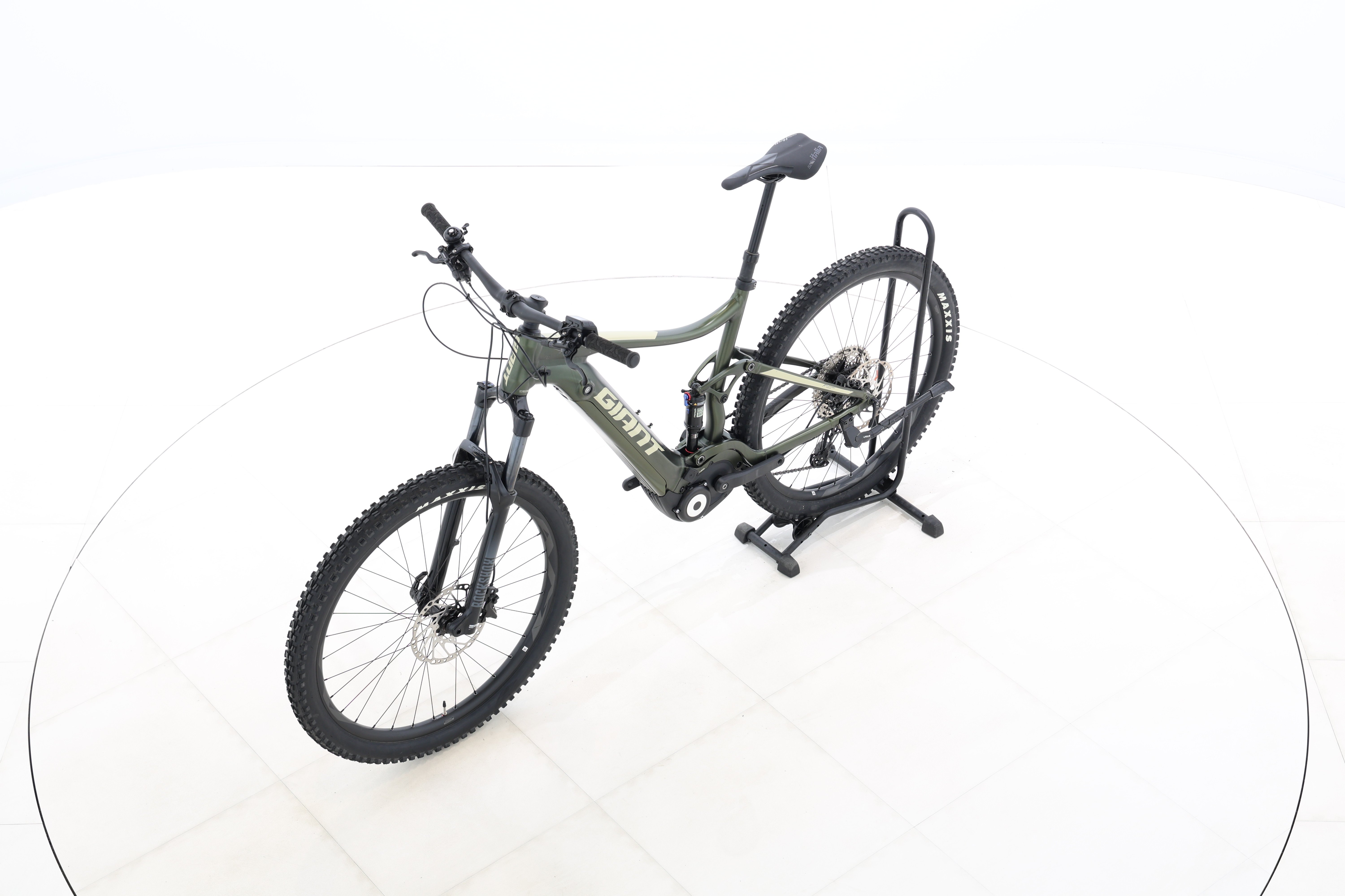 ffe18237-bd94-42f9-8559-09bb5a49e283