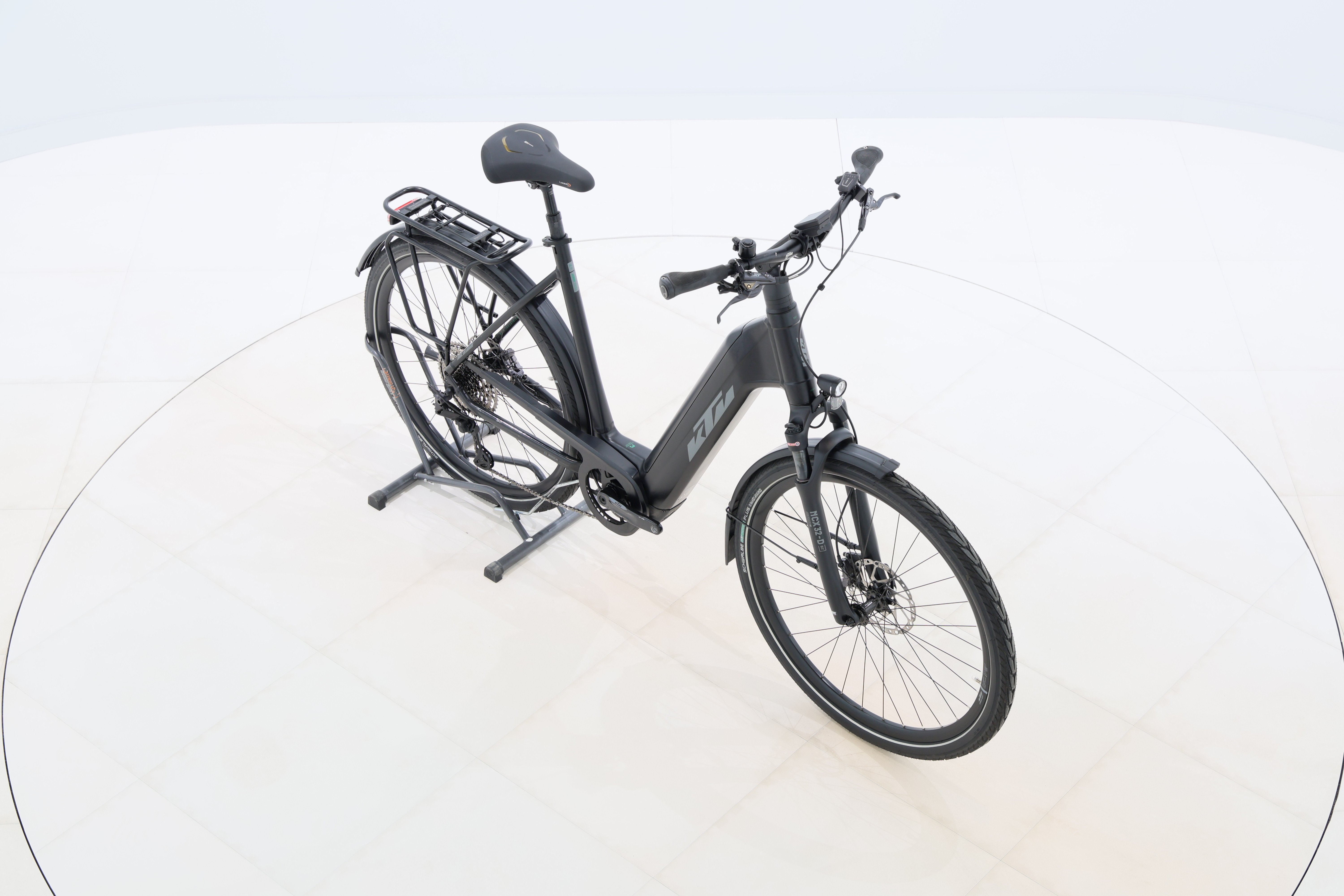 b6fed37f-b1a6-43e0-b051-a0324844d341