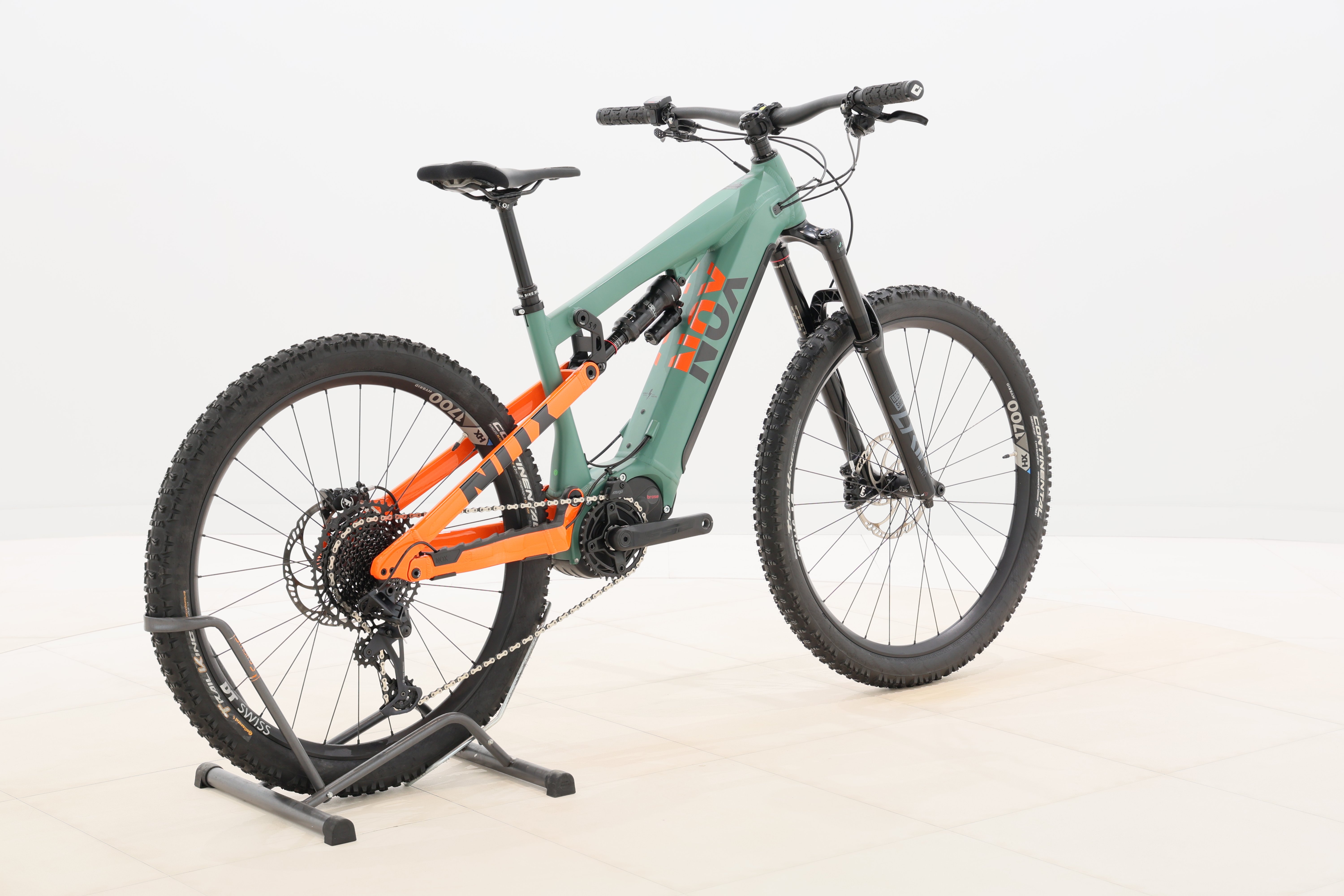 2155ad0c-0d93-4b96-891d-d84b7539d59d