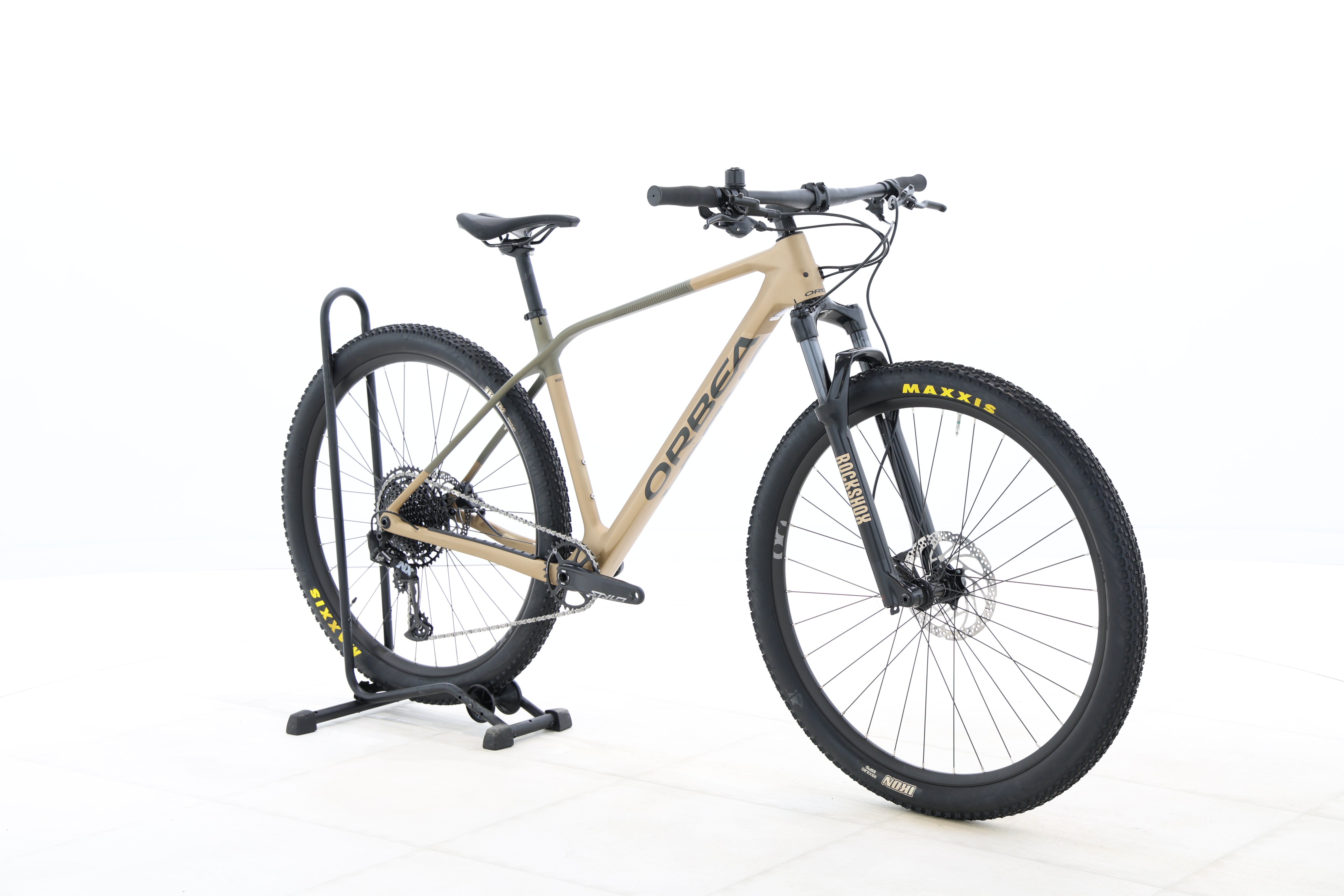 09d700a1-6746-4cb2-a3b5-e13c5a266b34