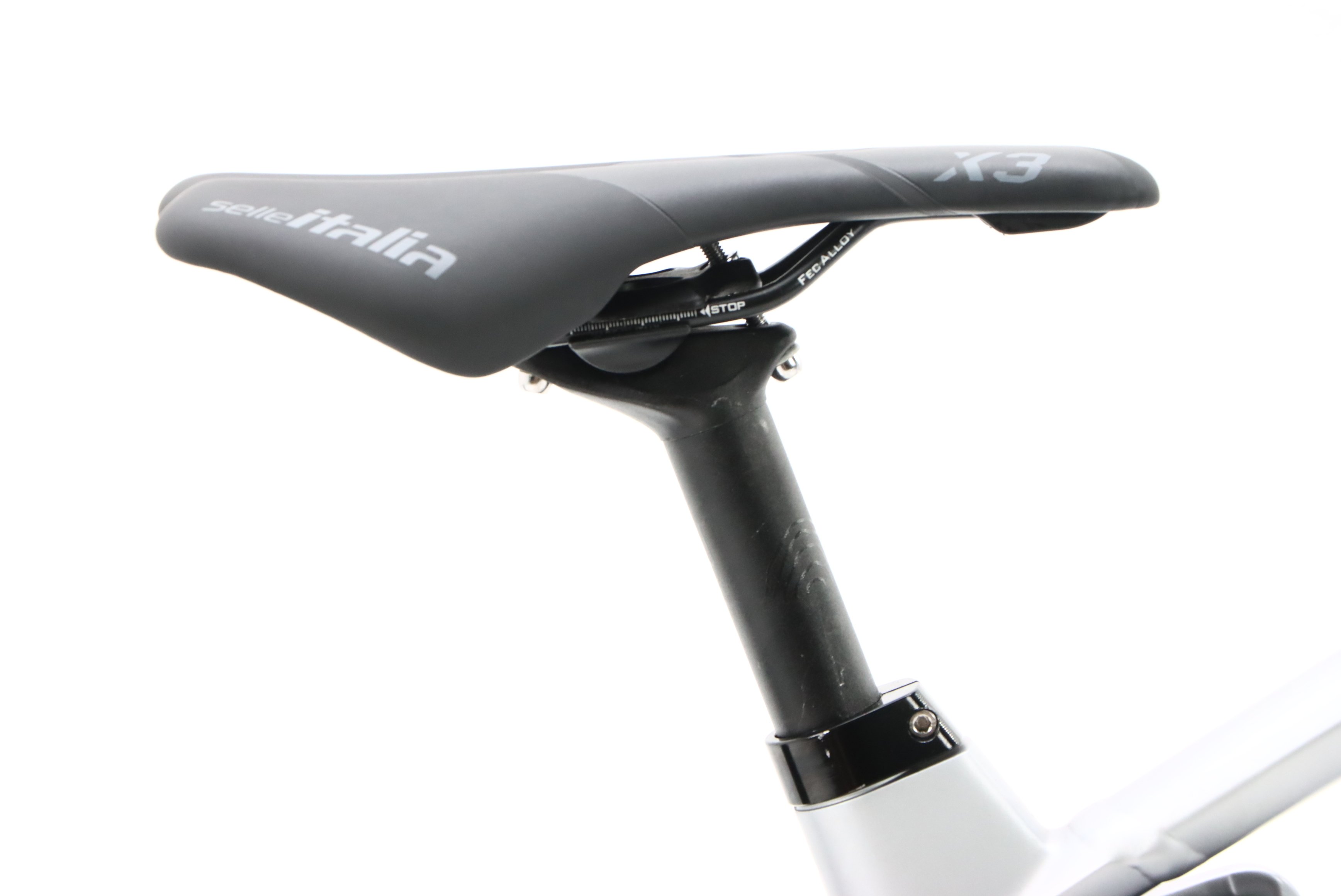 87aa7ee4-18ff-4100-996c-74e7a63a19a5