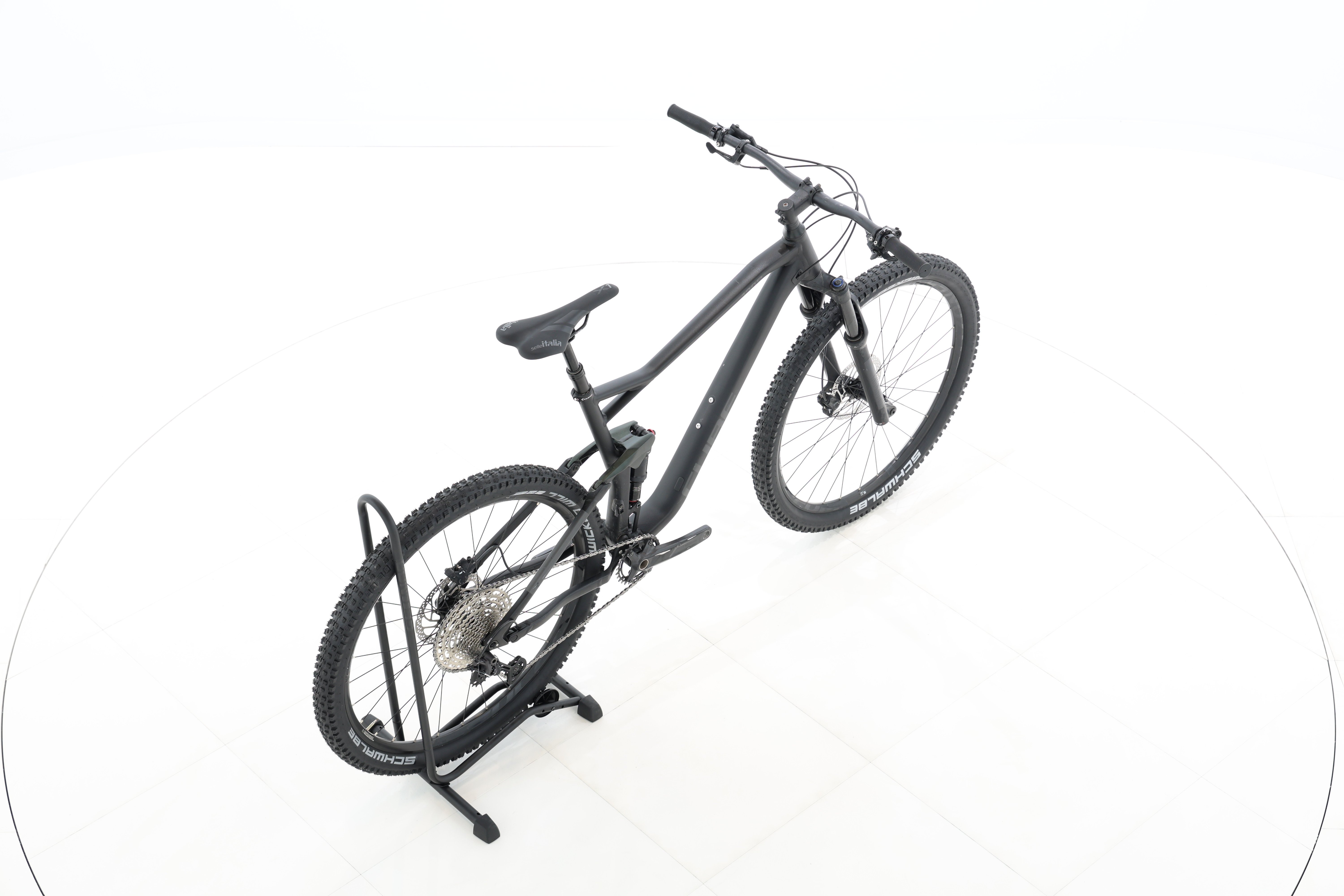 e9e191cf-e49f-46cc-bc34-d2324b97831c