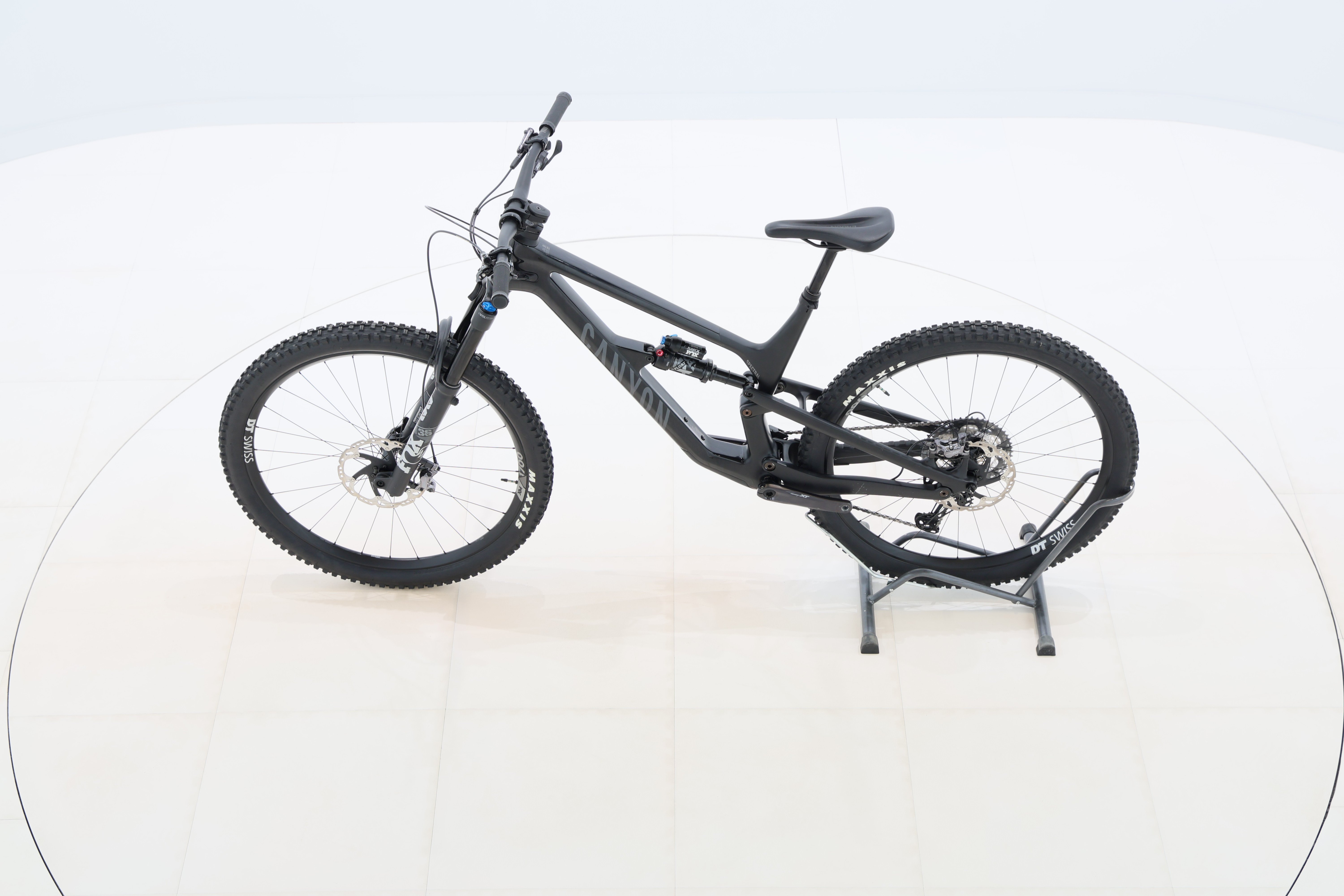 dc837dbe-c2b7-42fe-9c90-2b776f0f0a3f