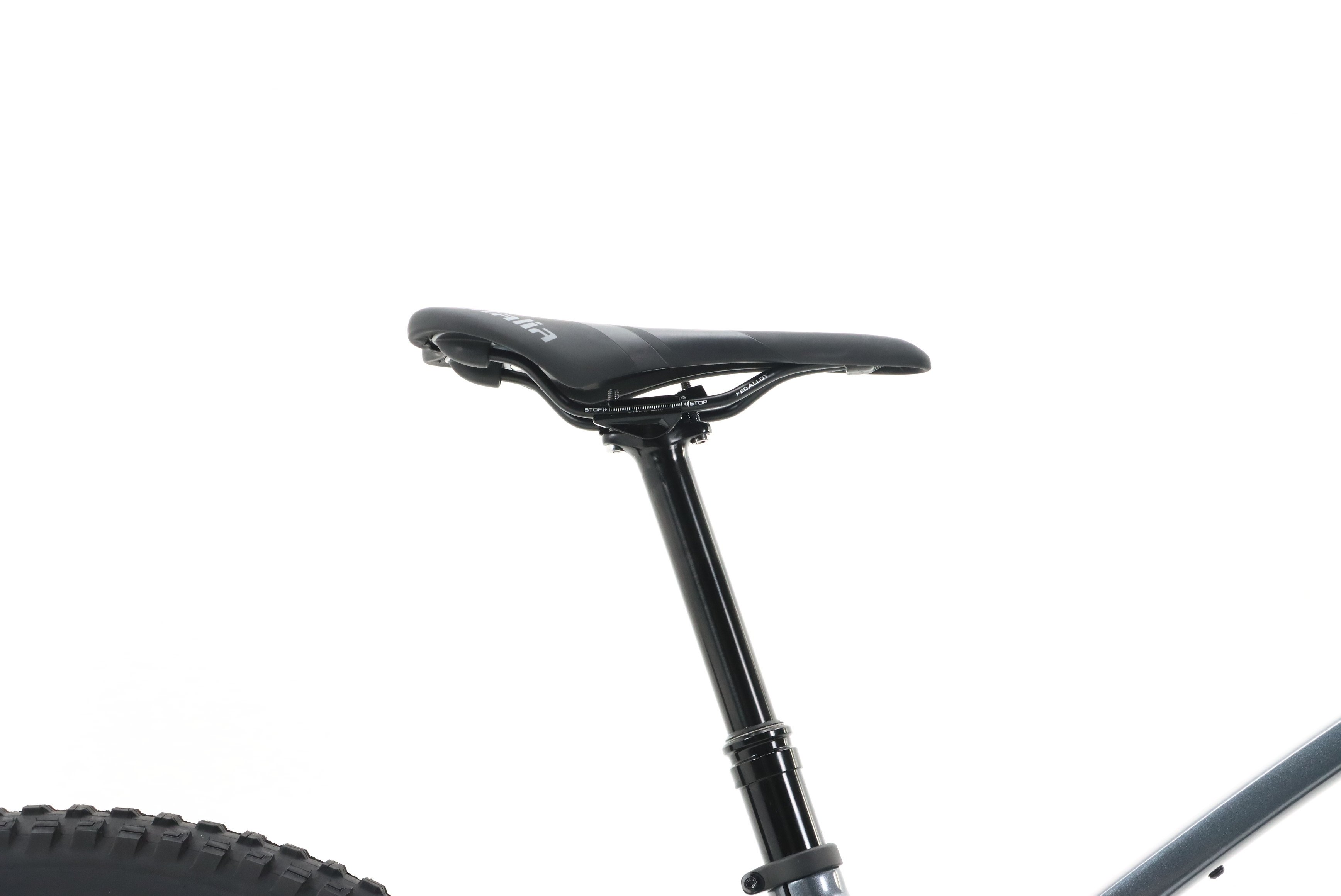 d9ebb714-0e8b-43b9-b49e-e6fcb4d9d464