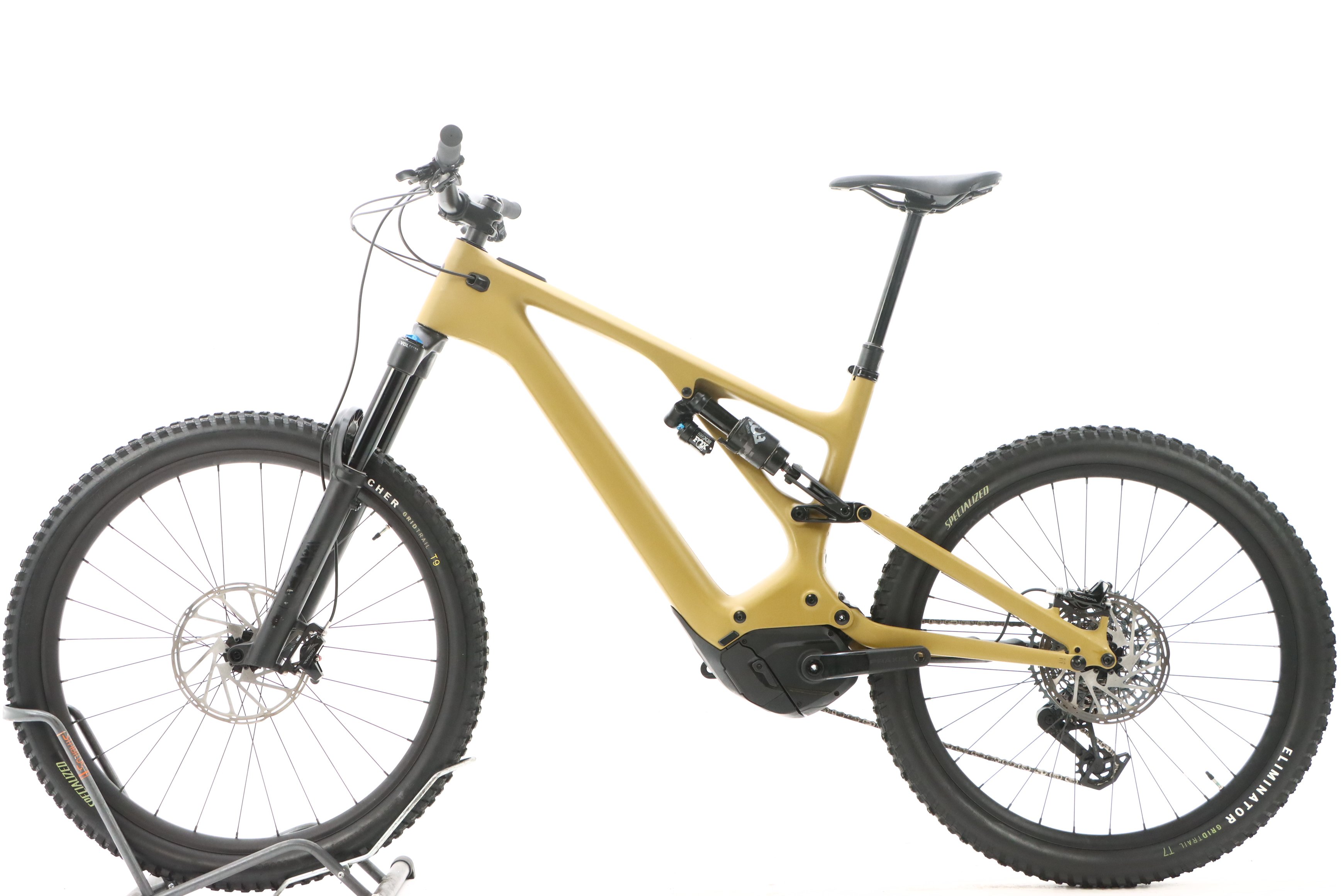 a03a8d7a-8b62-4da0-b5c4-9e33f4be3e46