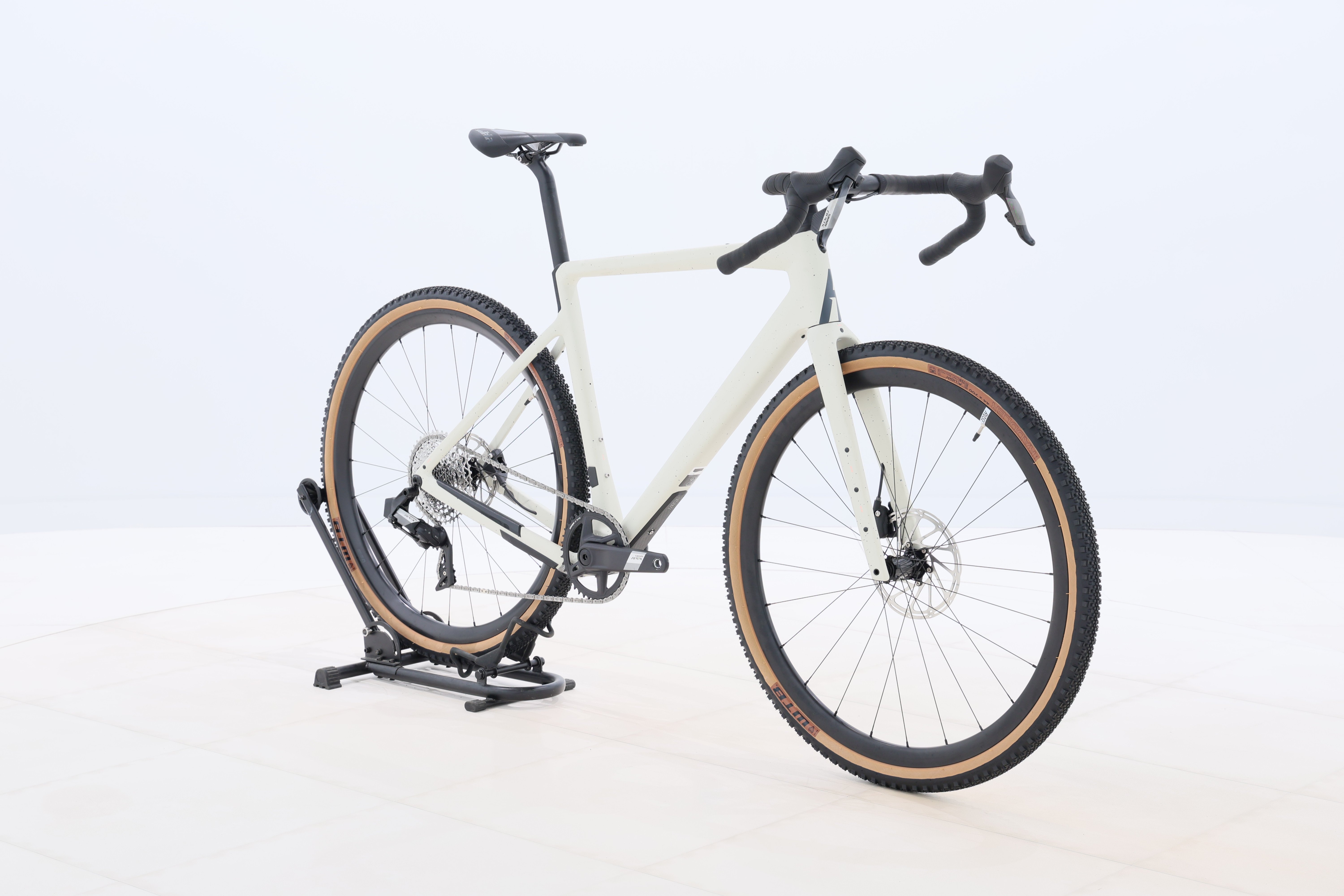 90bfdff6-4b9b-4cc5-9c30-2d6a94e20735