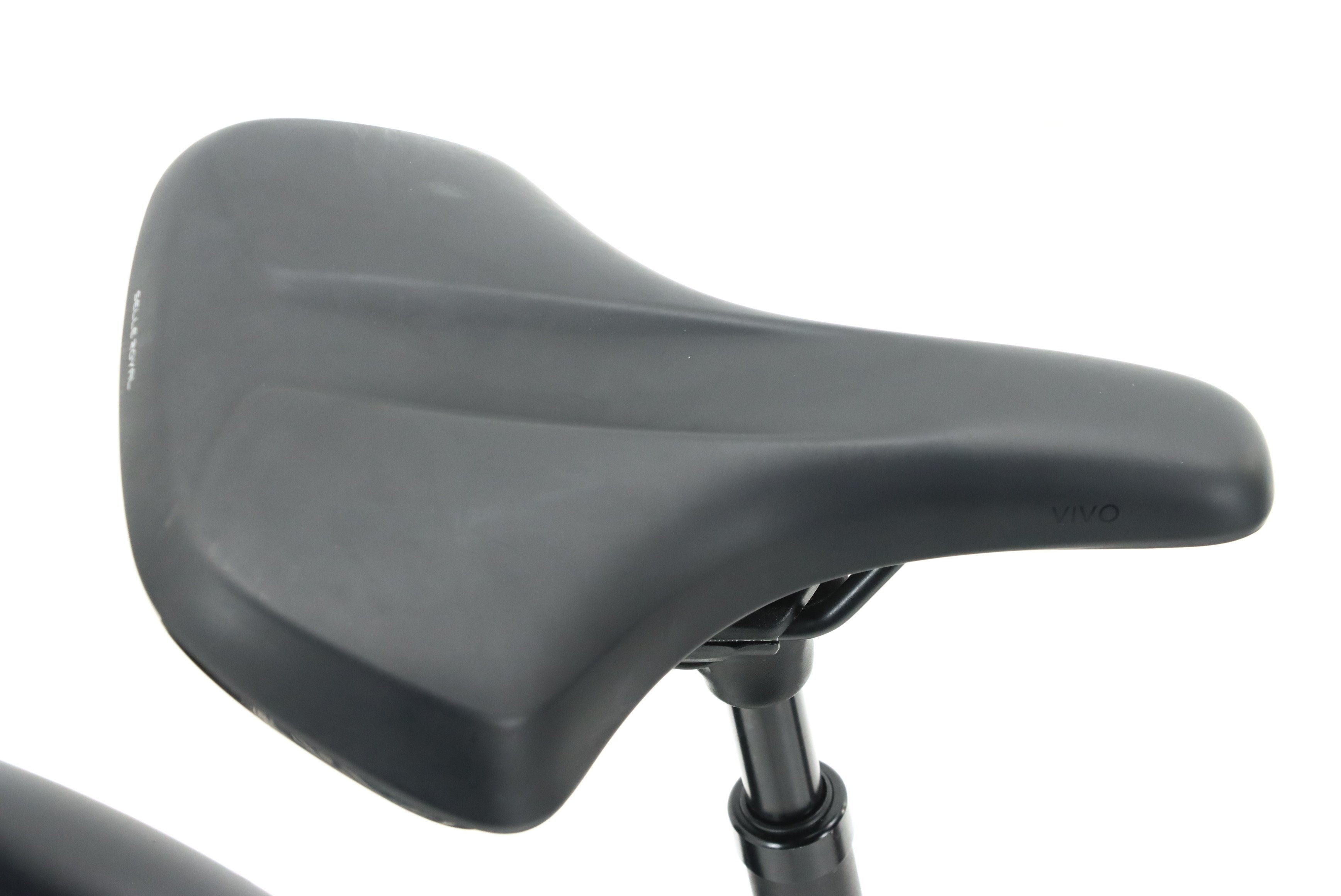 b561df99-ff7f-4136-8bf5-ddd24f38b16e