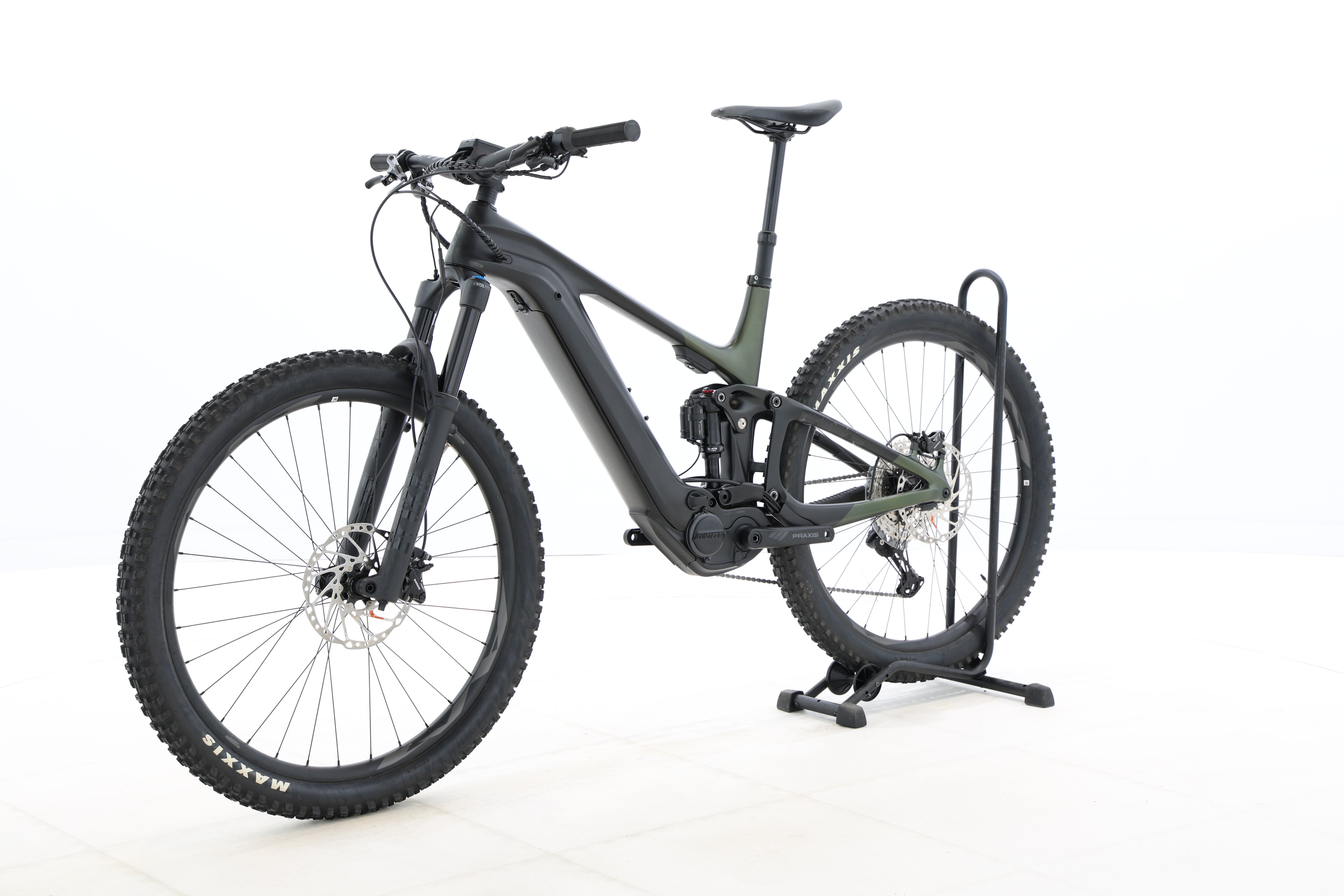 d03cc59d-690b-4d80-801b-66b1a40e77b8