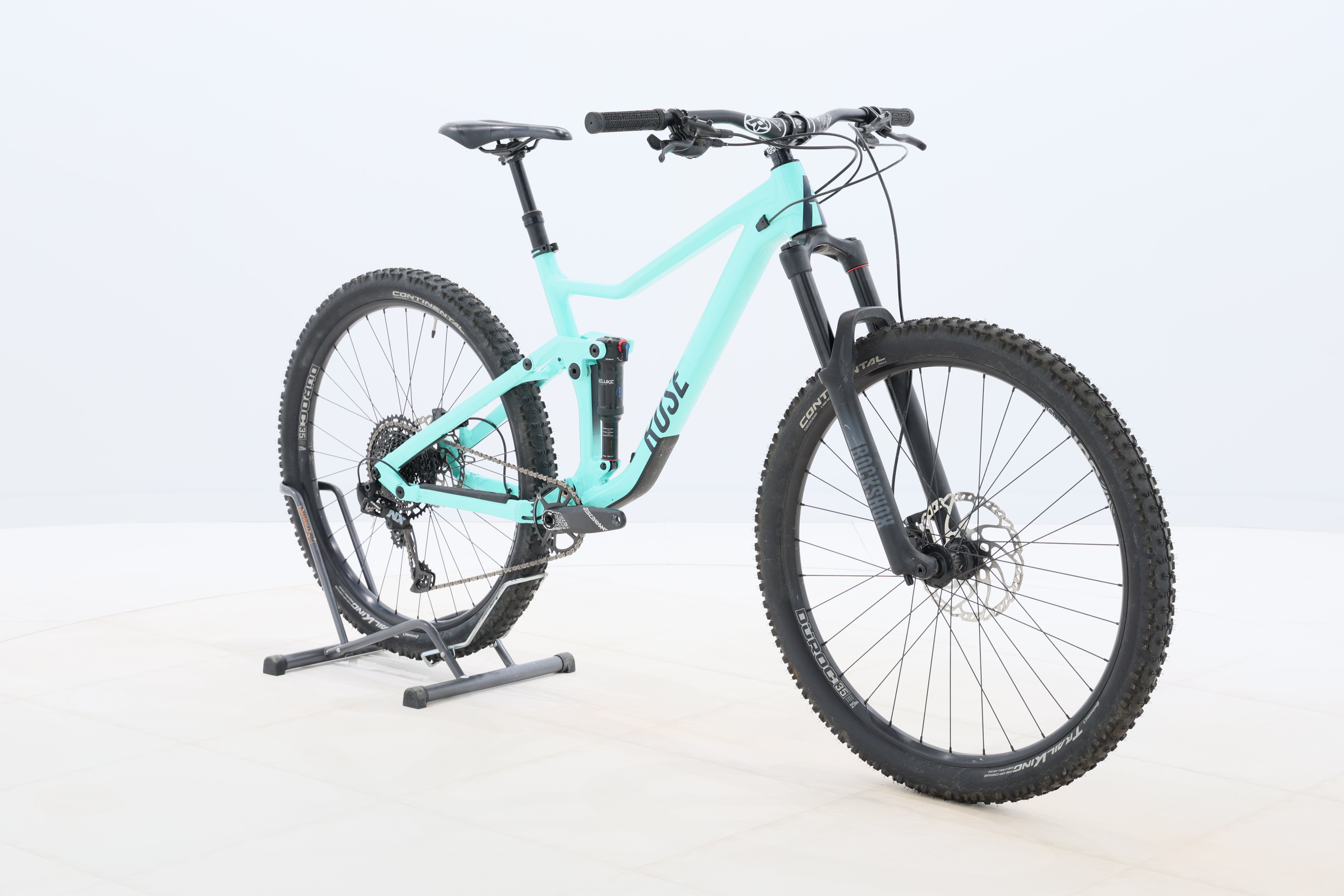 4d4848d4-917f-4ffd-a489-9848aa0d5b93