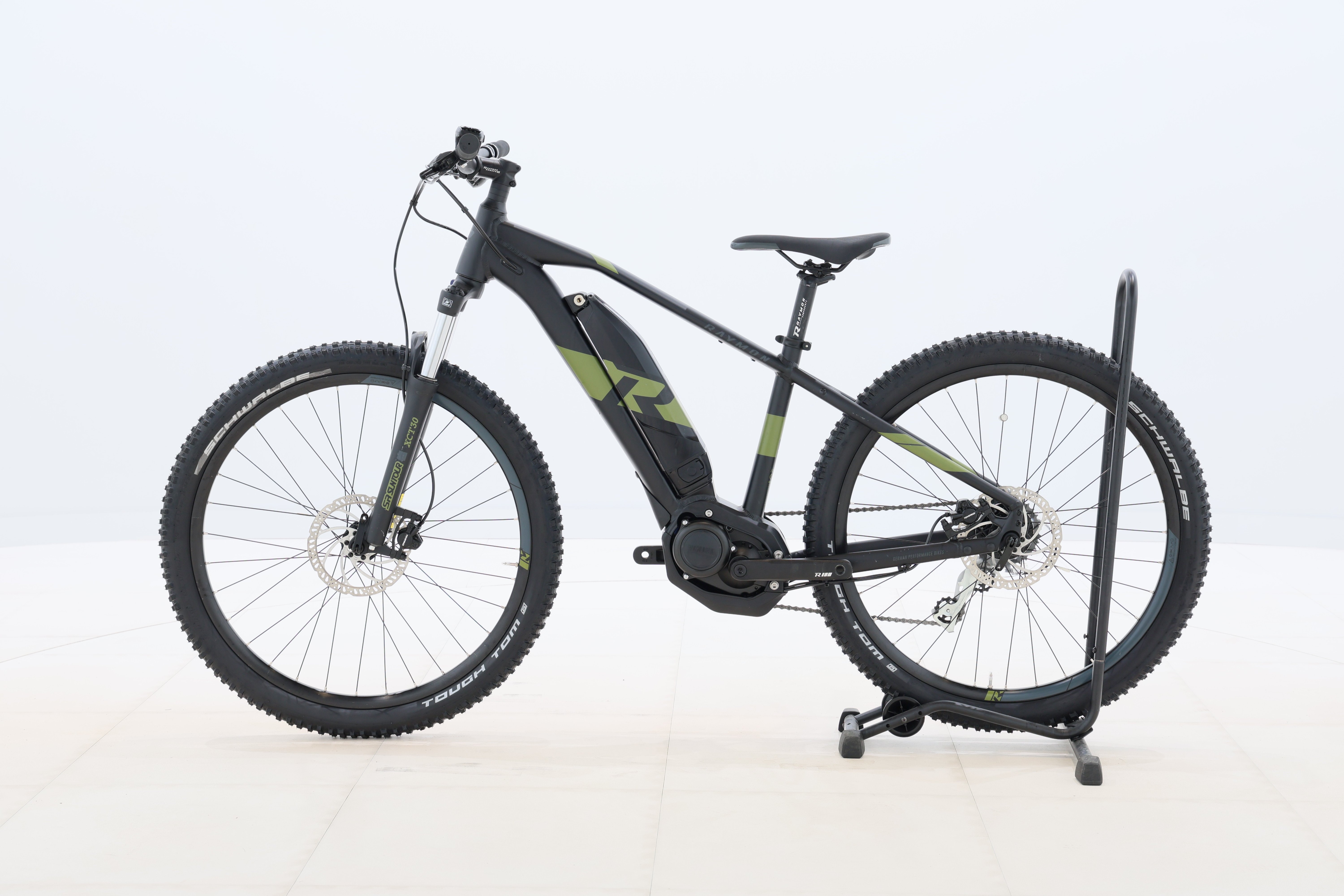 0e7a743a-d4d0-421e-bc22-422776181574