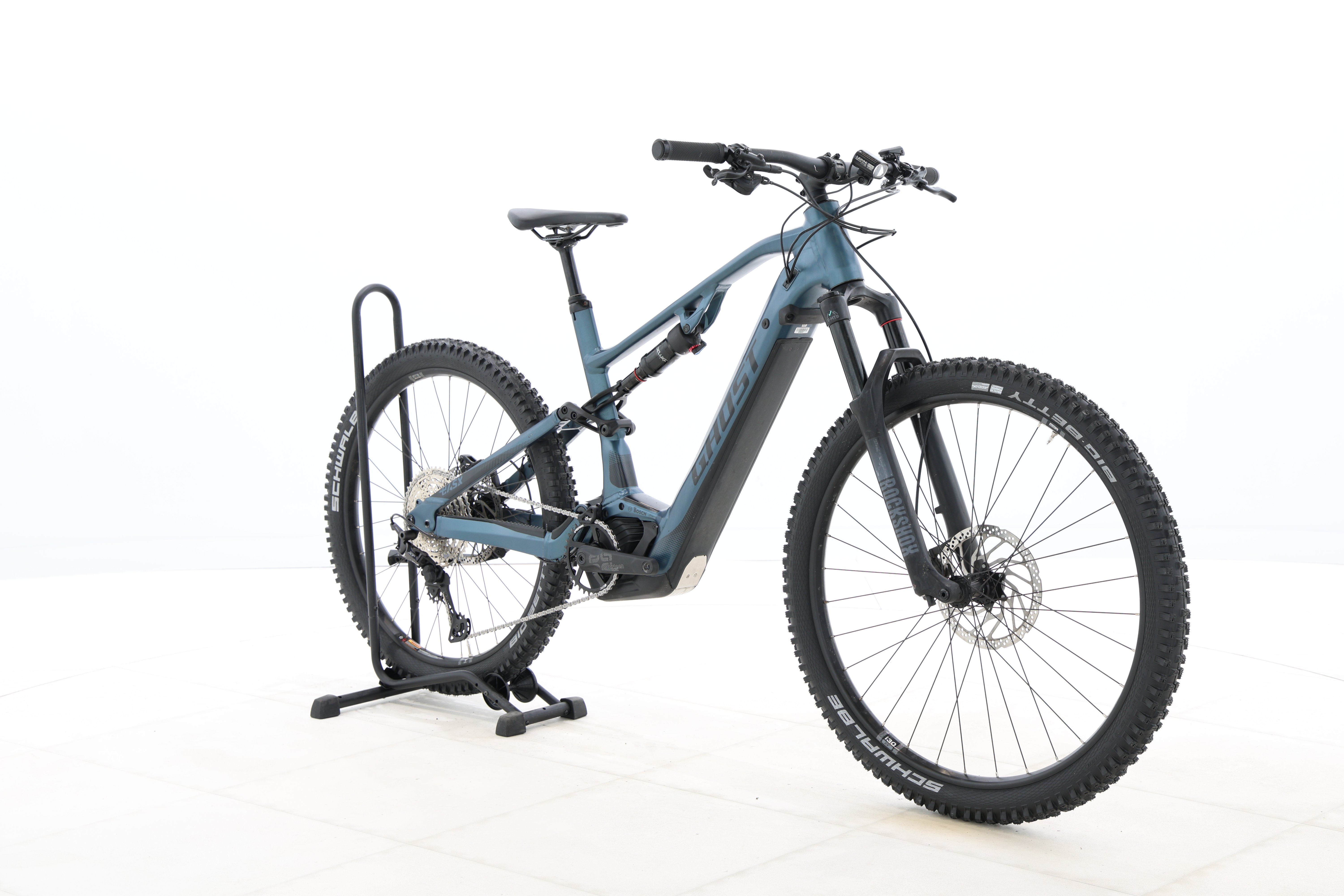 d6e555cc-6d10-42a3-9455-8b1d1405ec76