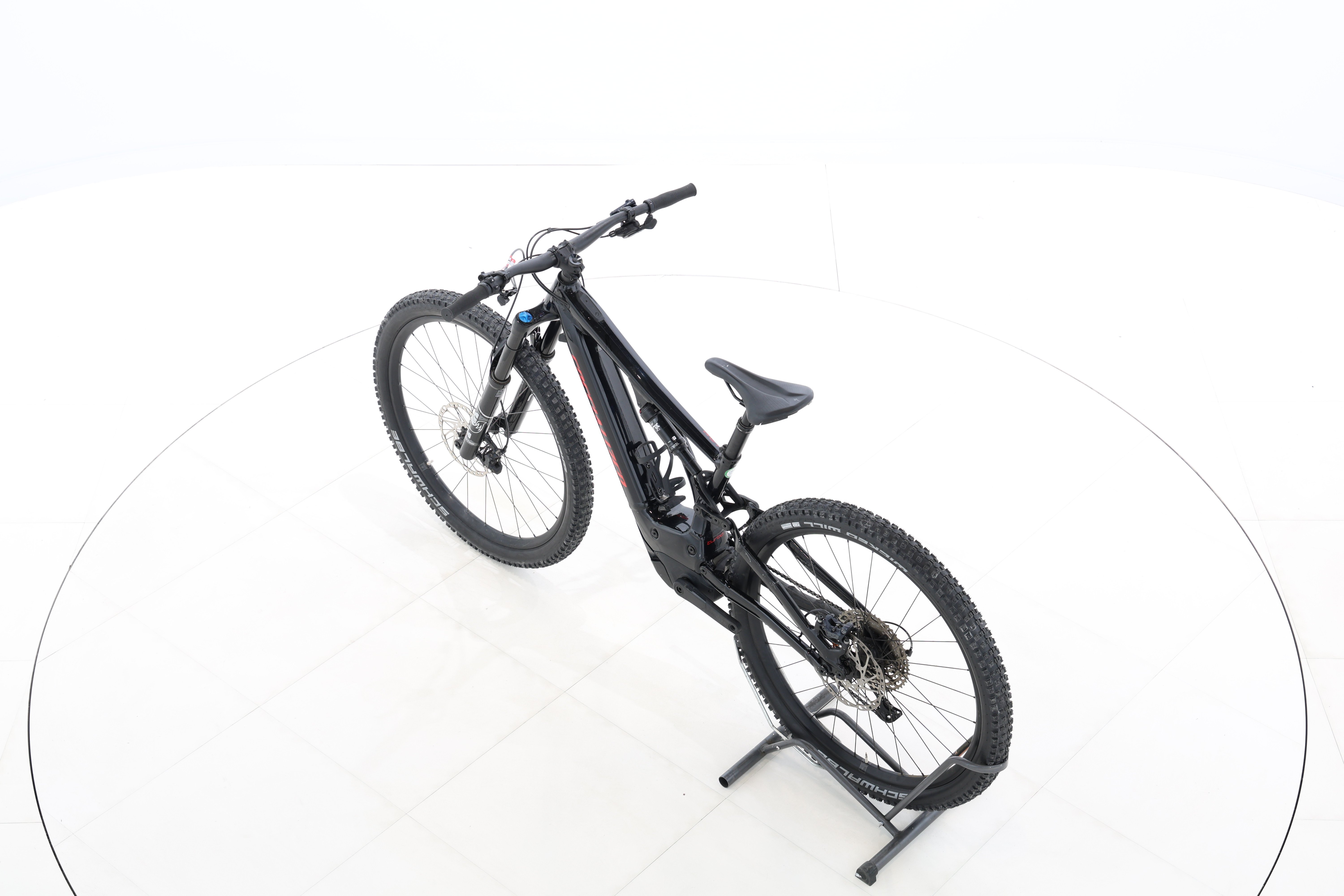 a960c26f-bf4d-429f-8289-6677d208f94e