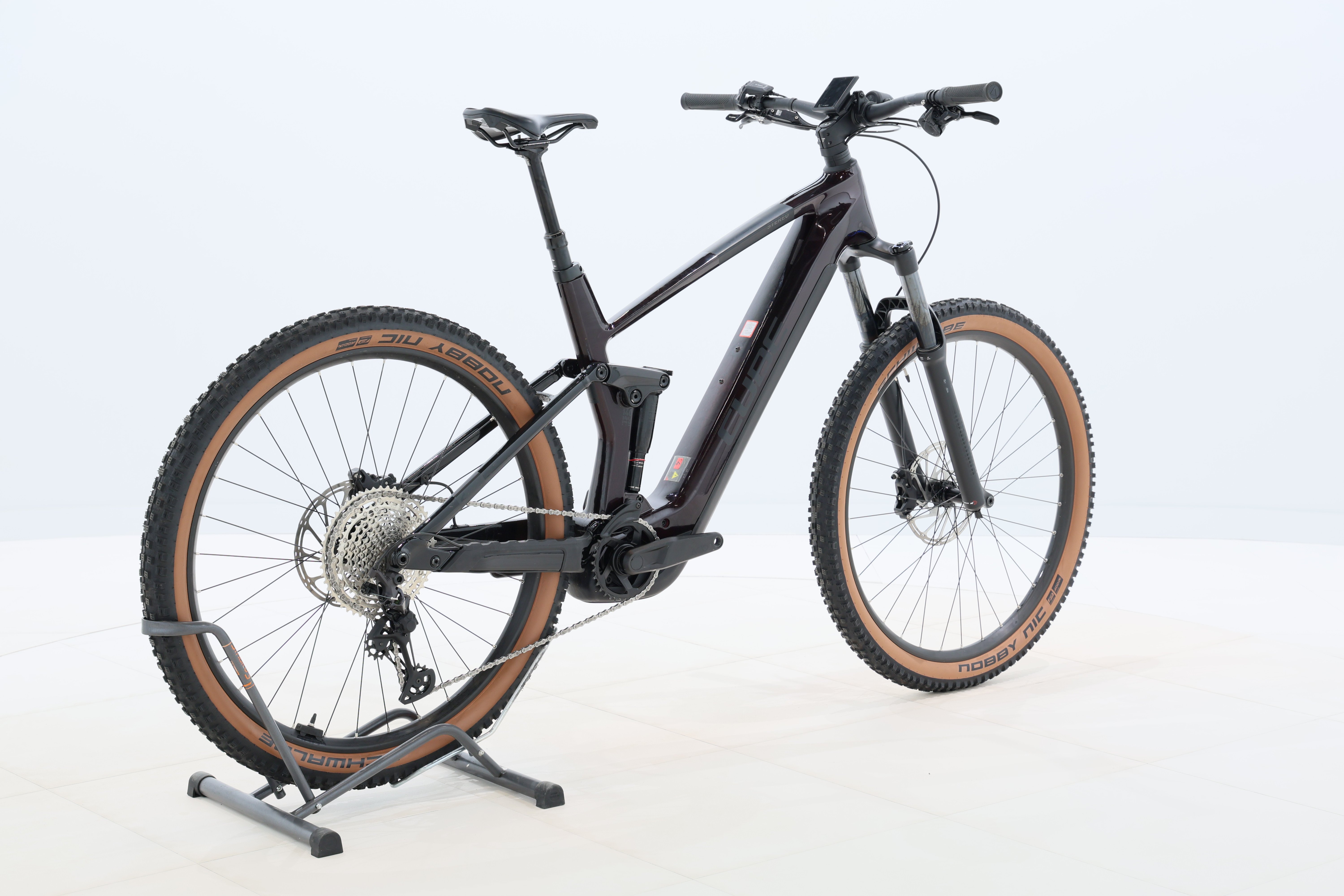 95a32721-bfe6-4c02-8a55-badeb035c79c