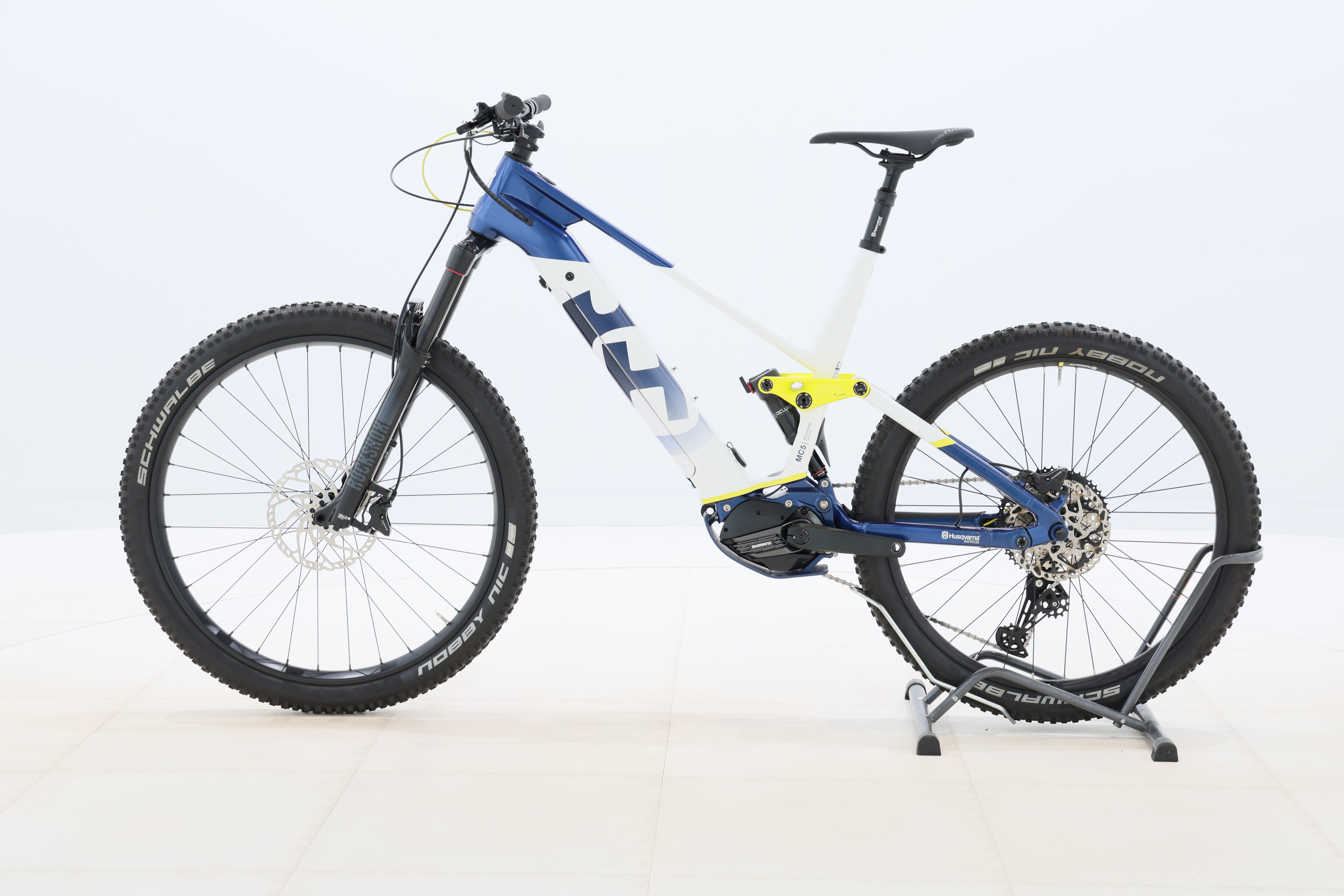 061eb5cd-7f69-441c-bec0-4dd46c80016f