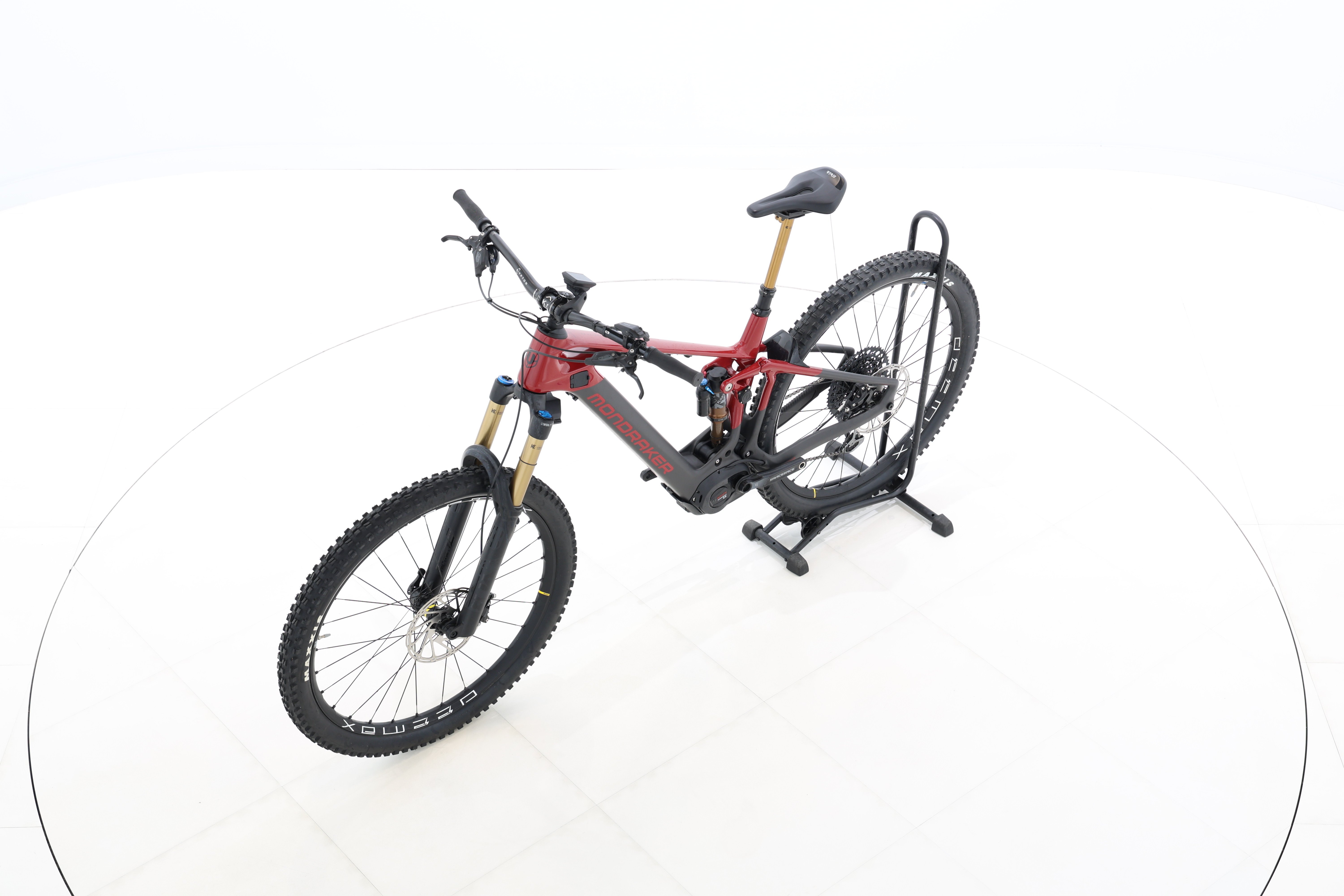 a67abd27-7396-4ae1-9d7c-30c91fdd0d3f