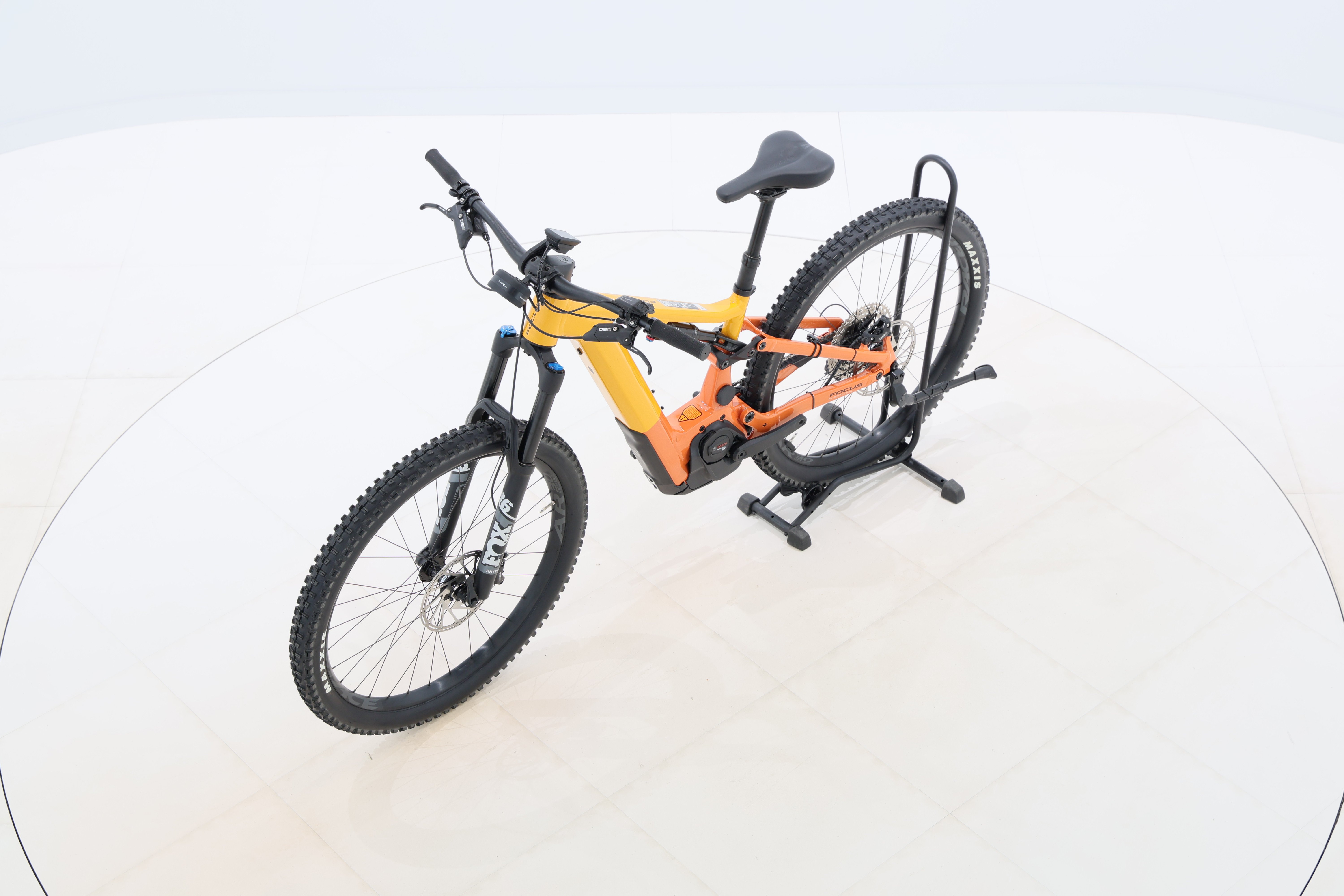 ddafe04e-f914-465f-beba-27c9982dab6e