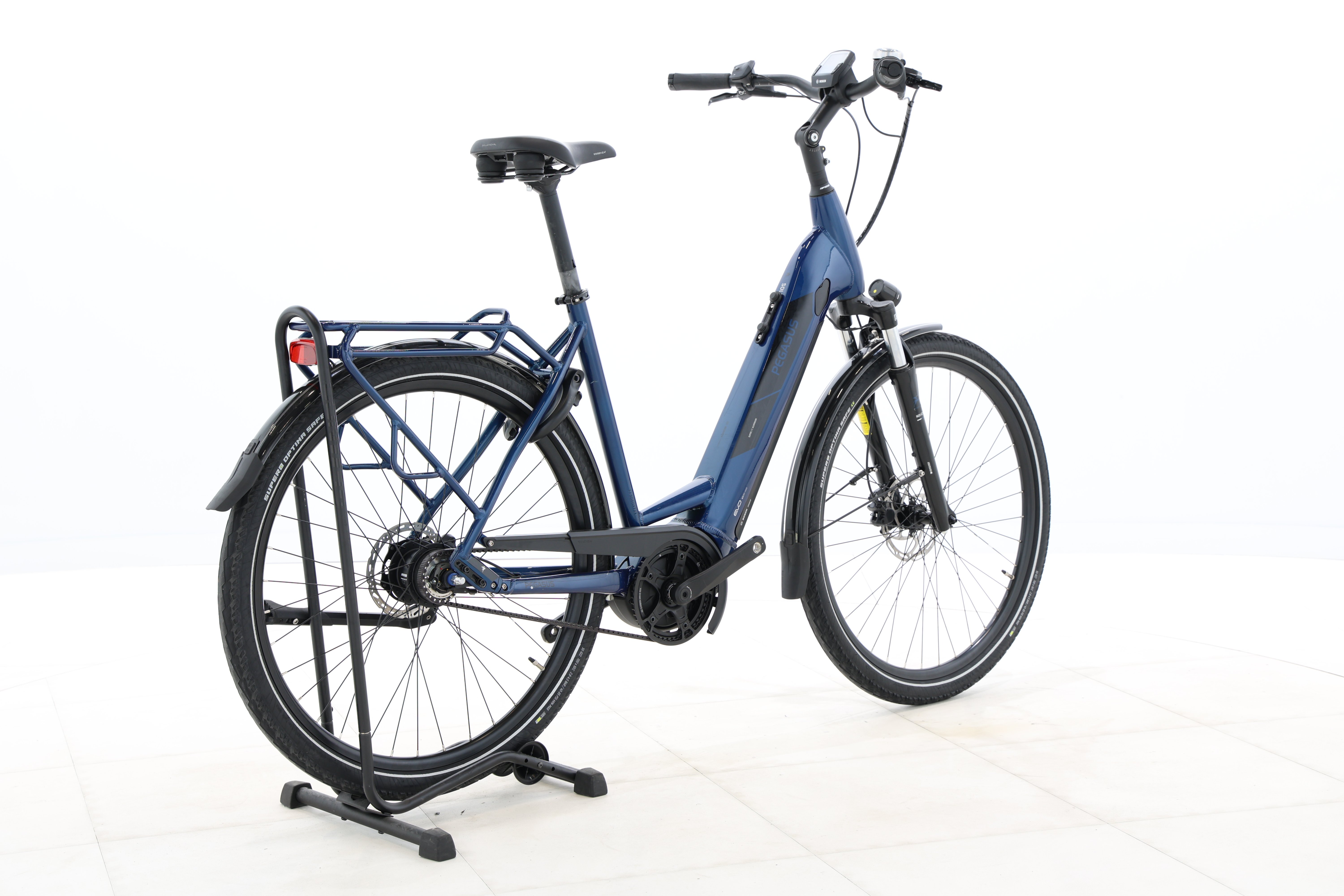 e9b0d8ba-038c-4f66-8617-79f544f3b351