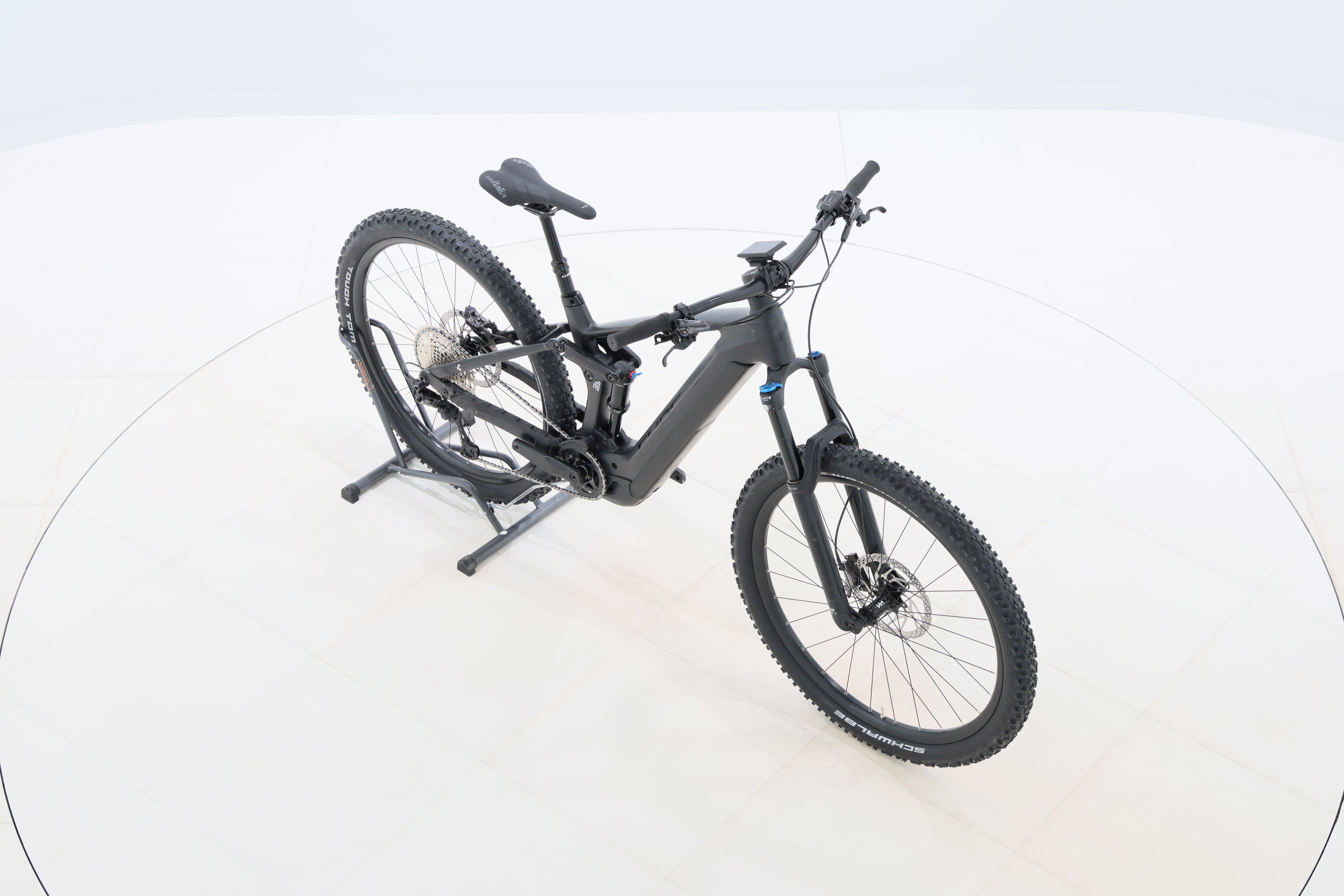 f898d262-5498-4429-8d7a-b325ece664fd