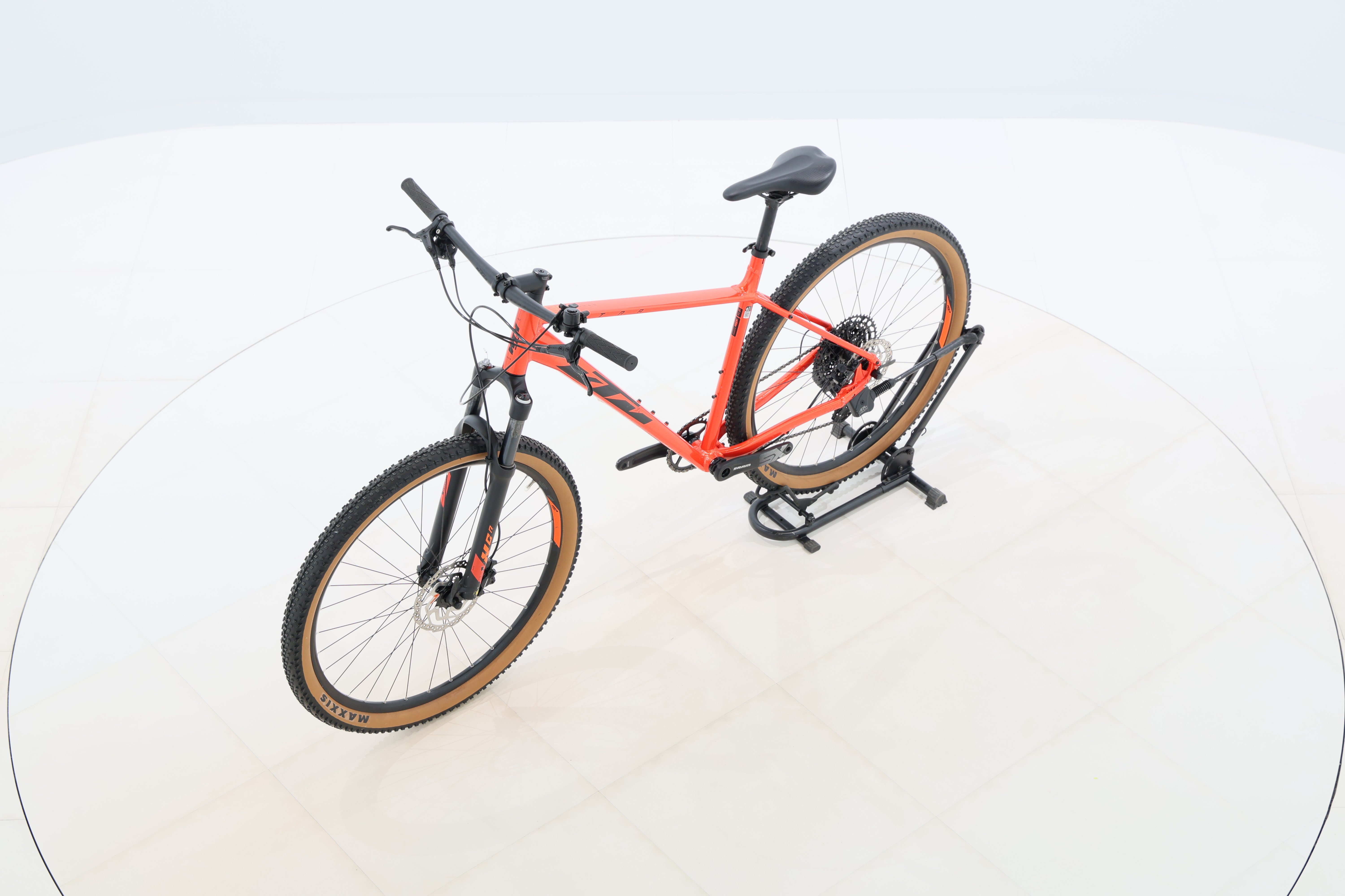 692ed6b1-6fd8-434c-b4bb-11ba4556eab4