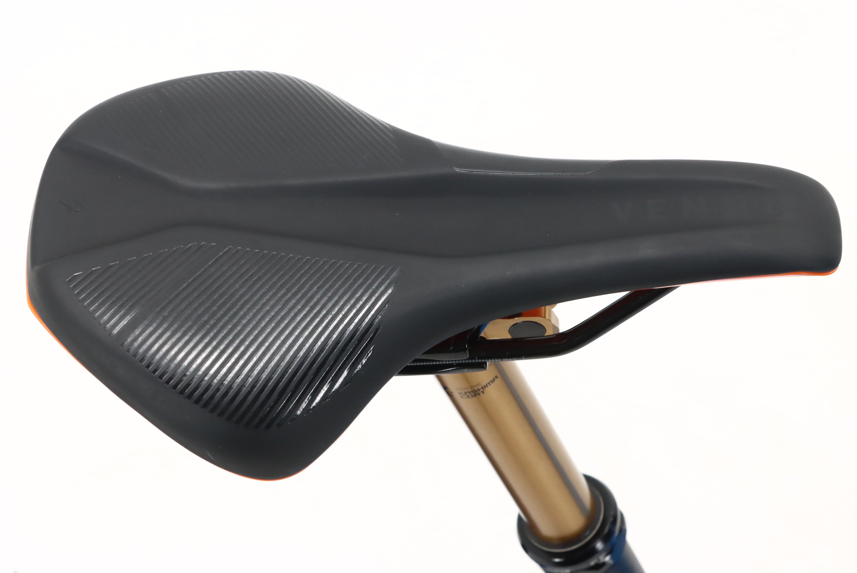 2a8460bd-b364-4a36-8857-cea7083b28e0