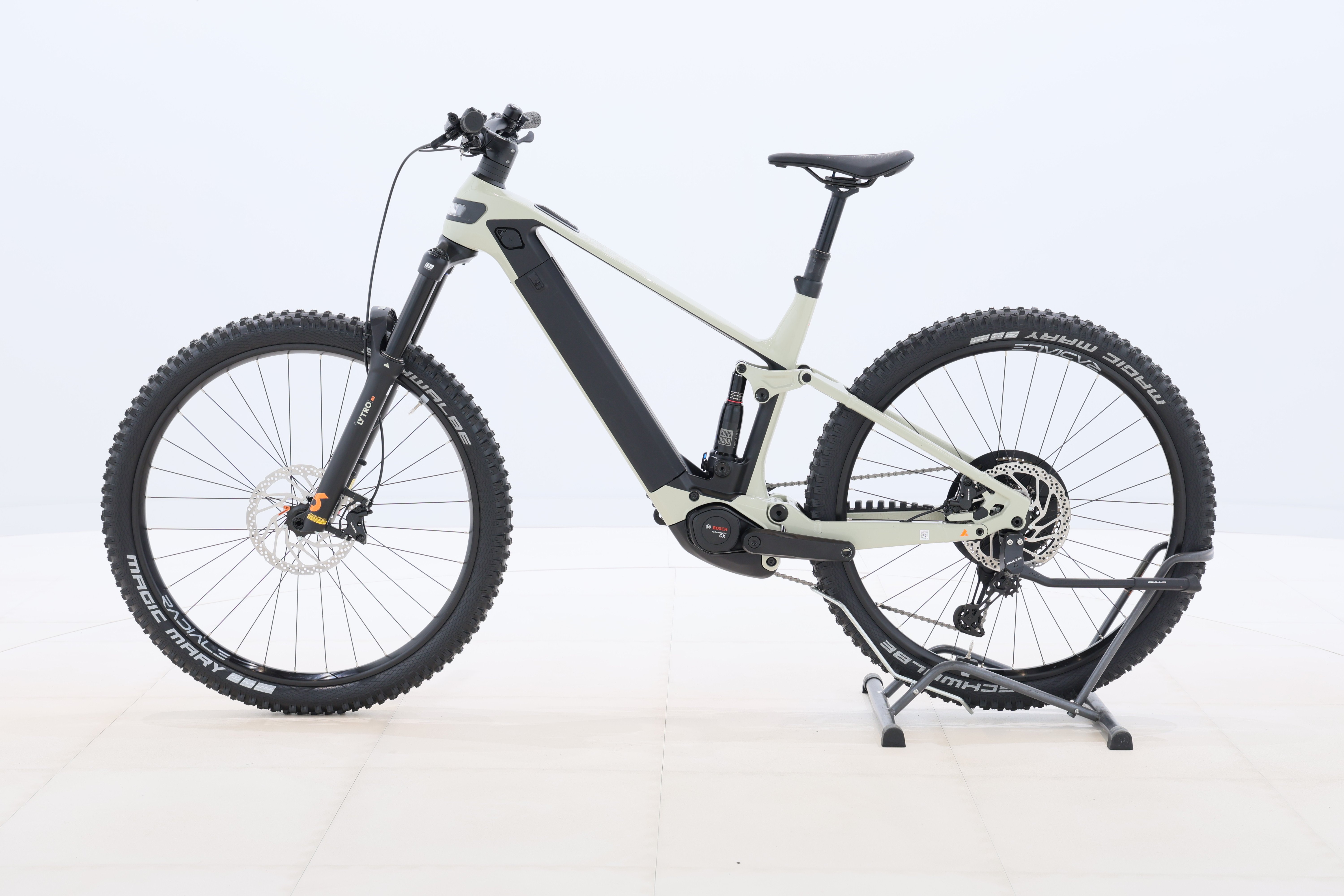 e6672654-8224-4912-ac19-cfa377001941