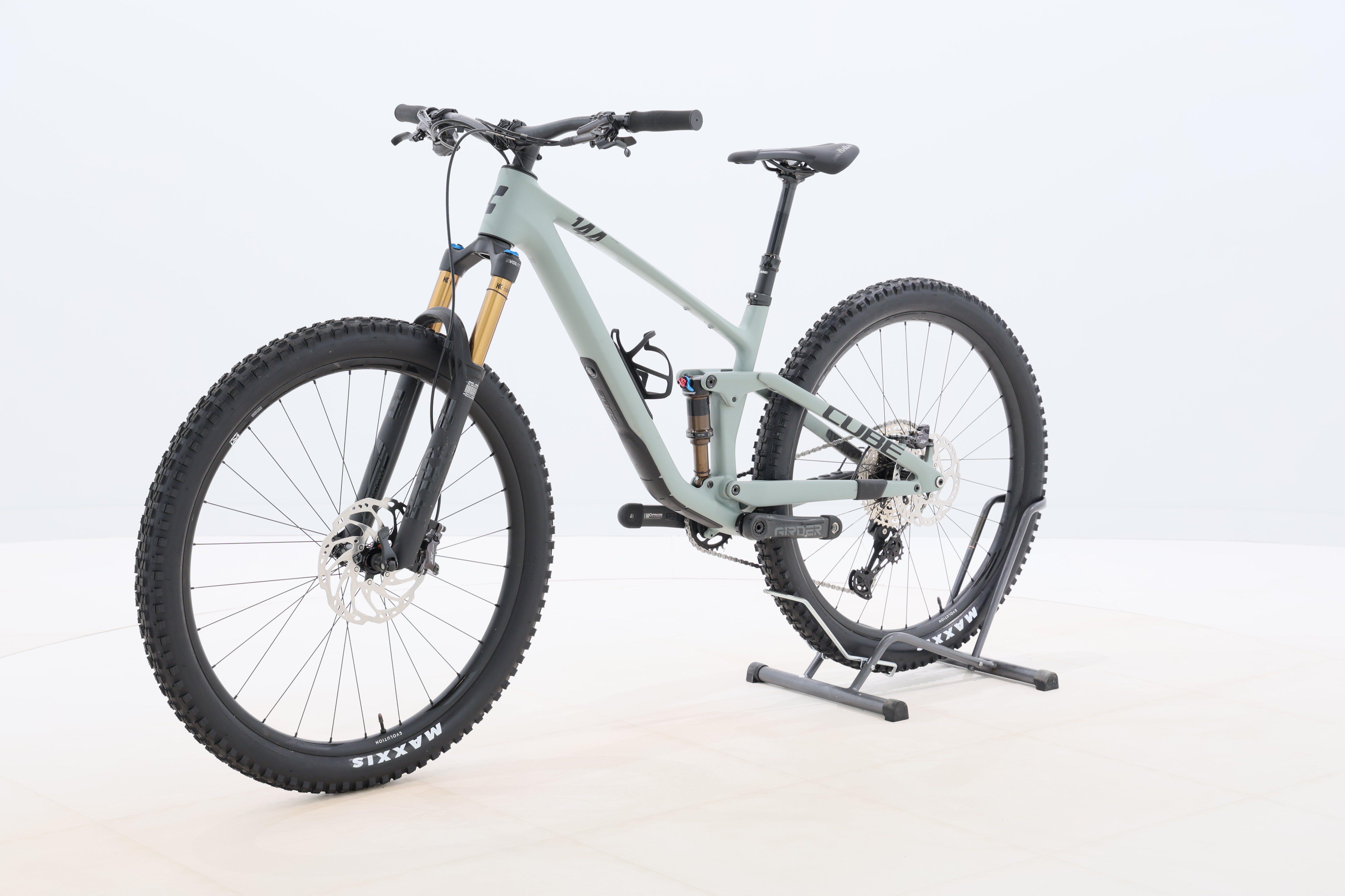 1d8453d6-1a23-4ce2-96ae-001a2a9ce8d9