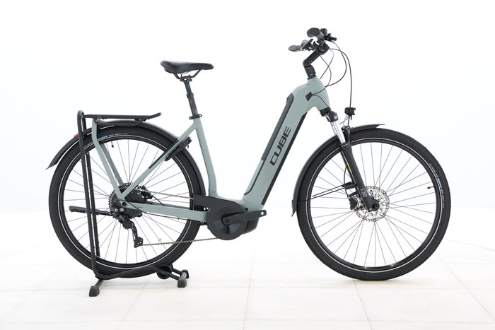 Cube KATHMANDU HYBRID ONE 625 2022