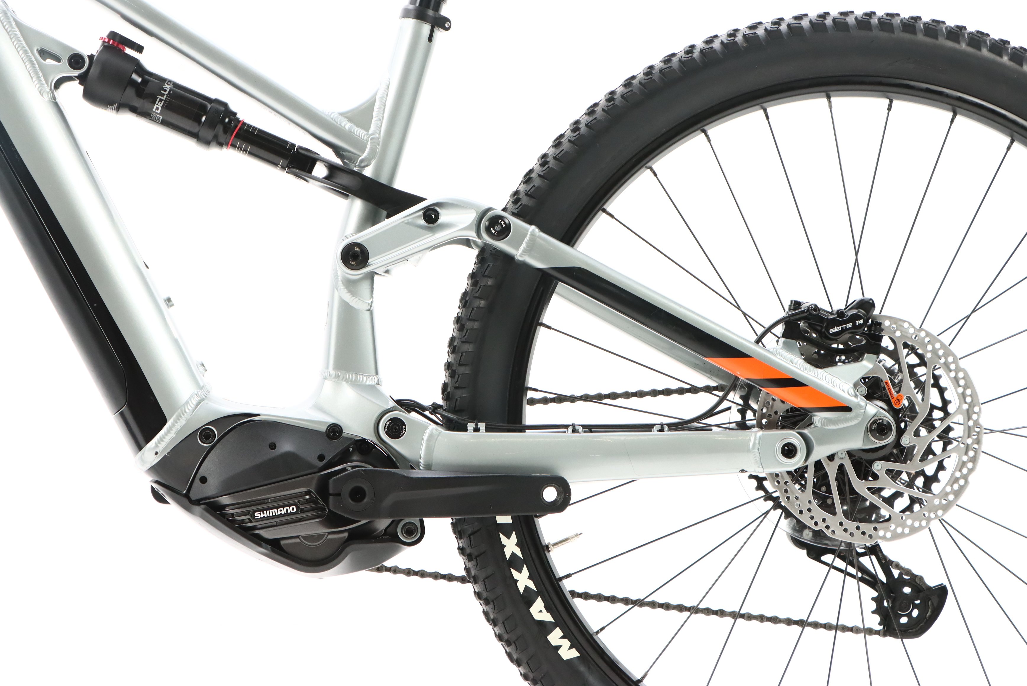 6aa53573-36a3-4b43-8d77-aa30518ad88c